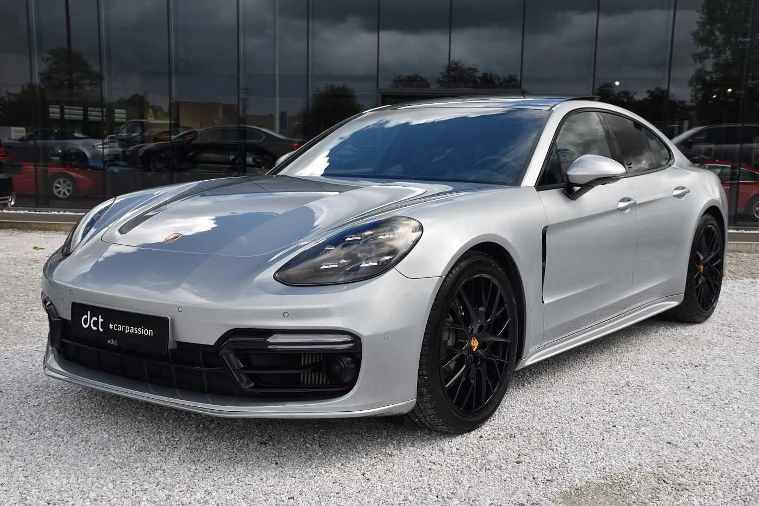 Porsche - Panamera