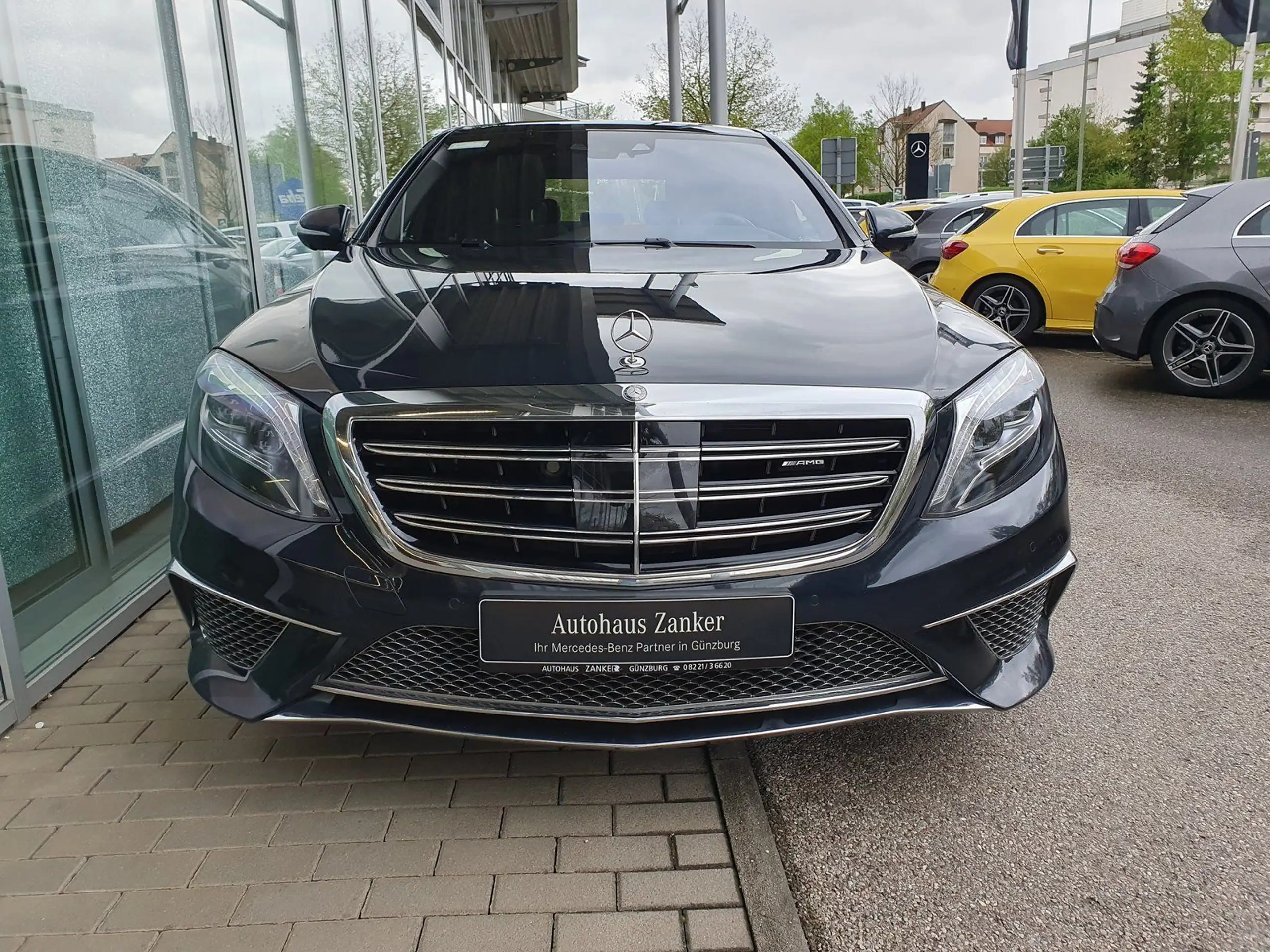 Mercedes-Benz - S 65 AMG