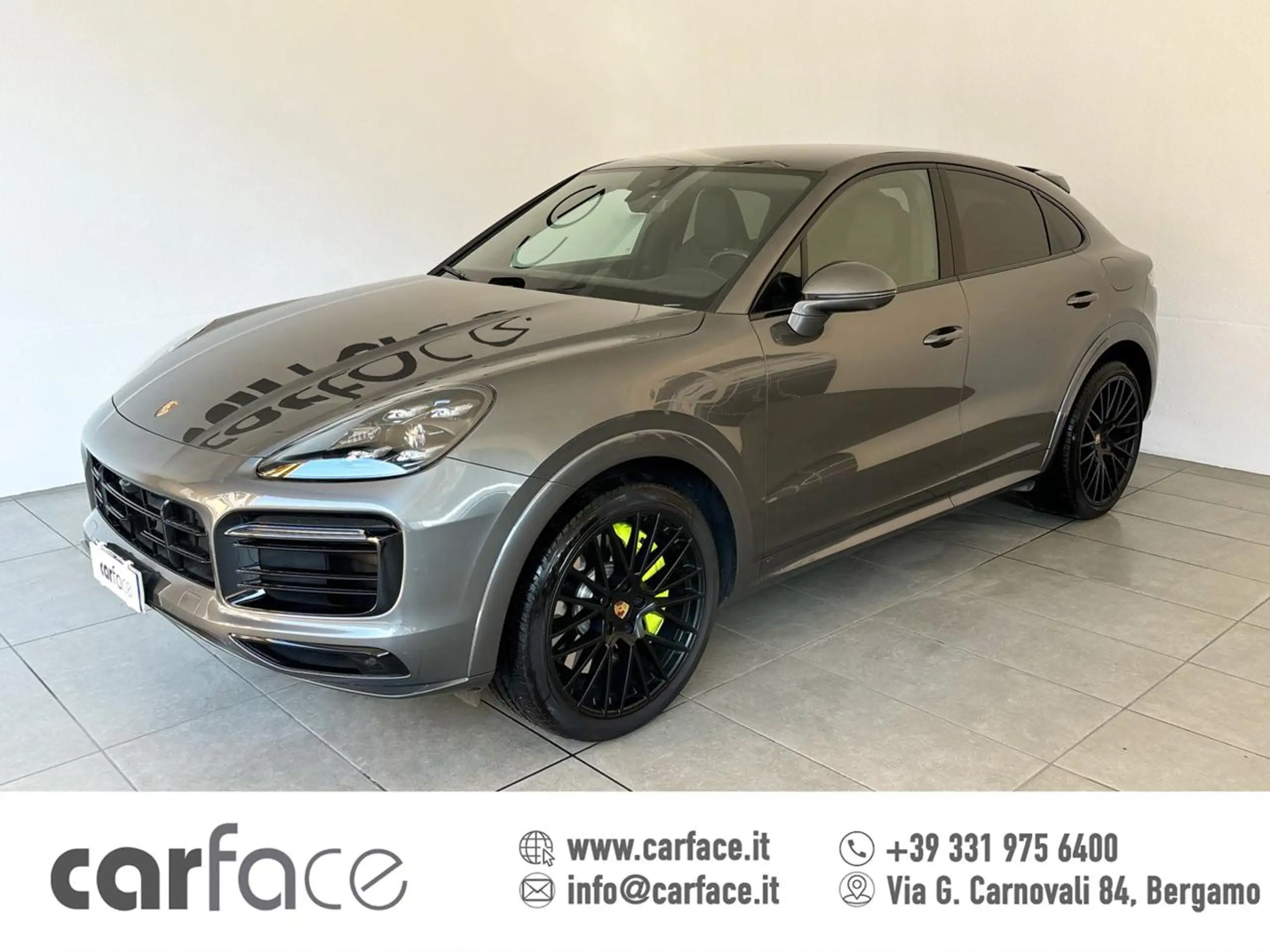 Porsche - Cayenne