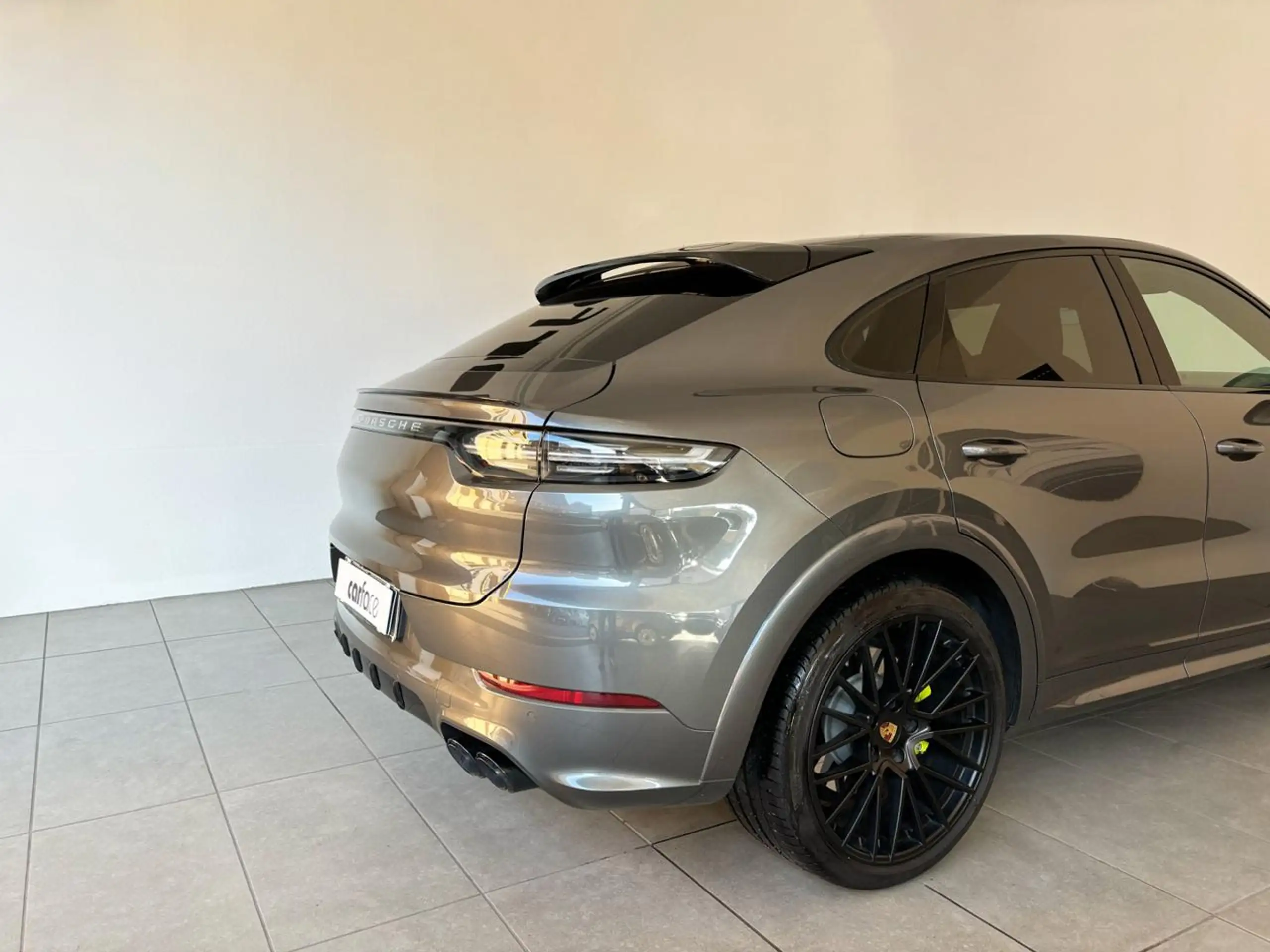 Porsche - Cayenne