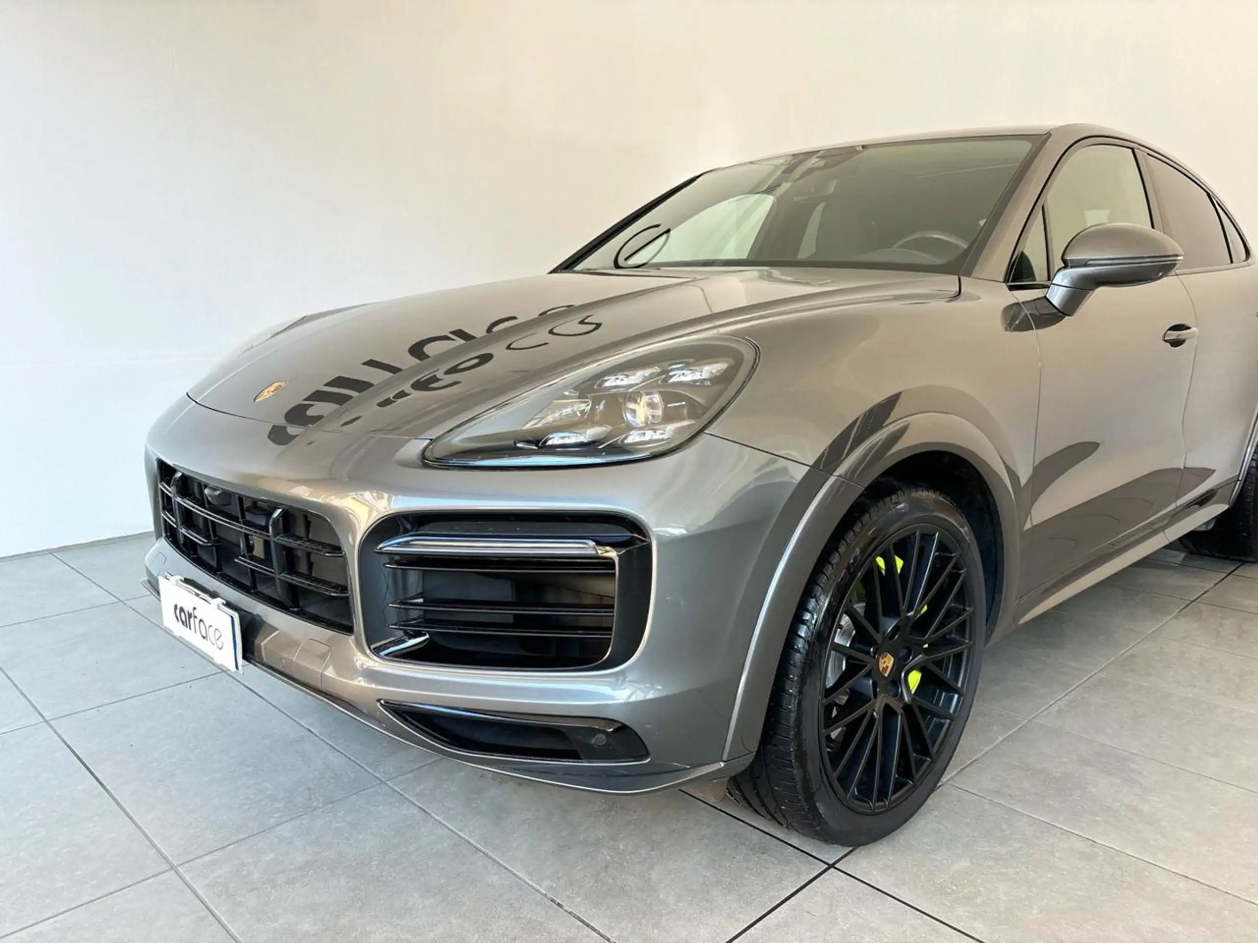 Porsche - Cayenne