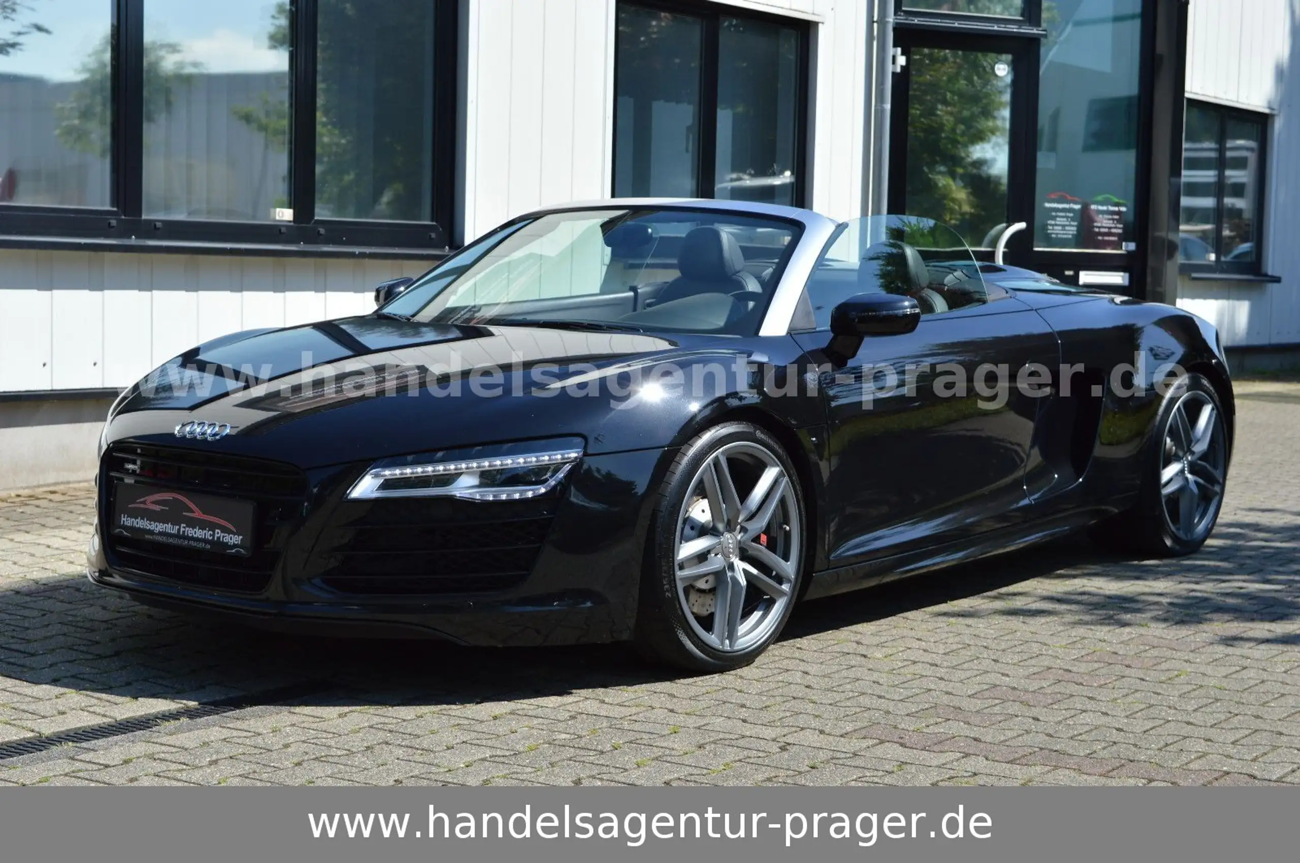 Audi R8 2014