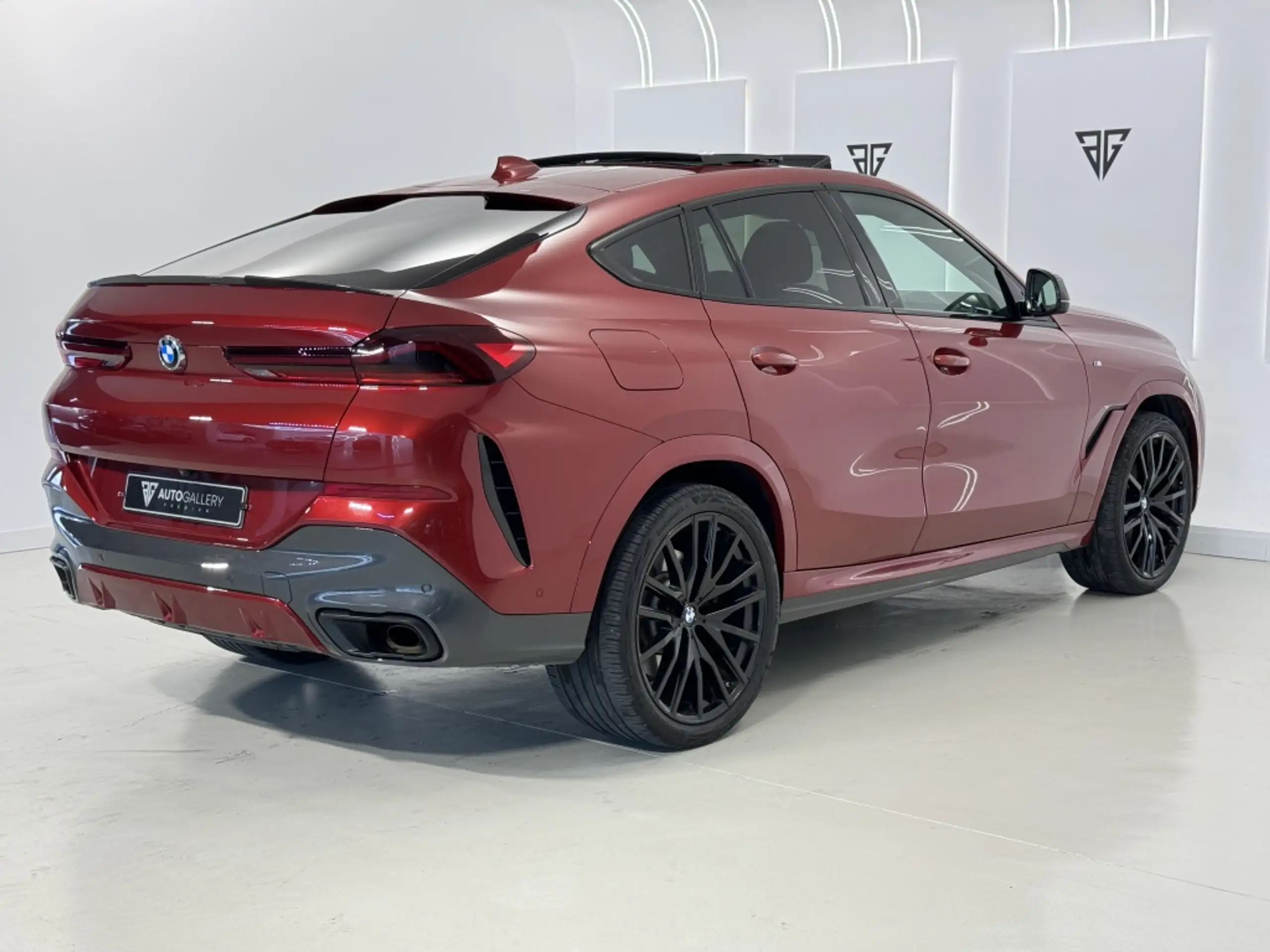 BMW - X6