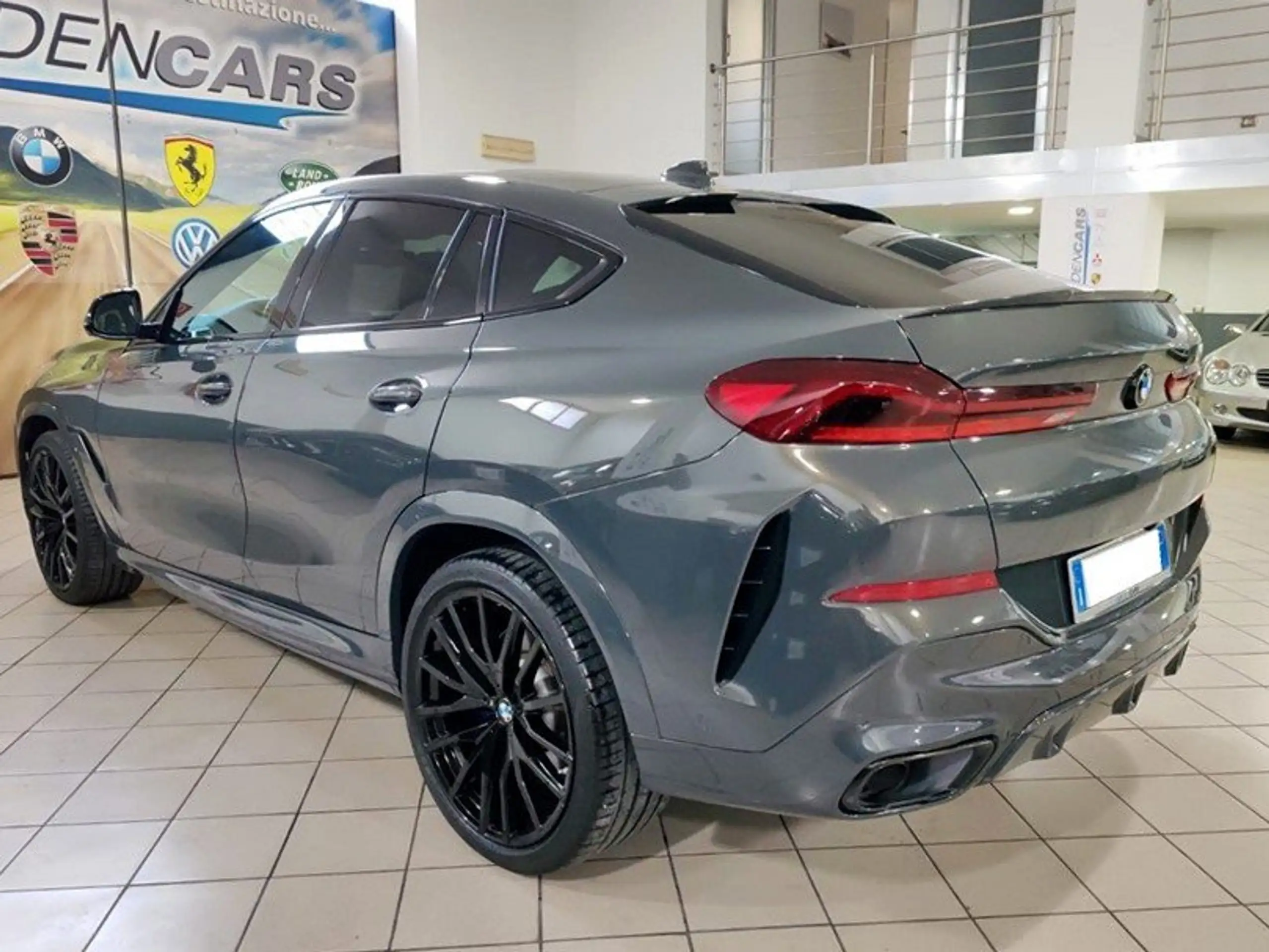 BMW - X6