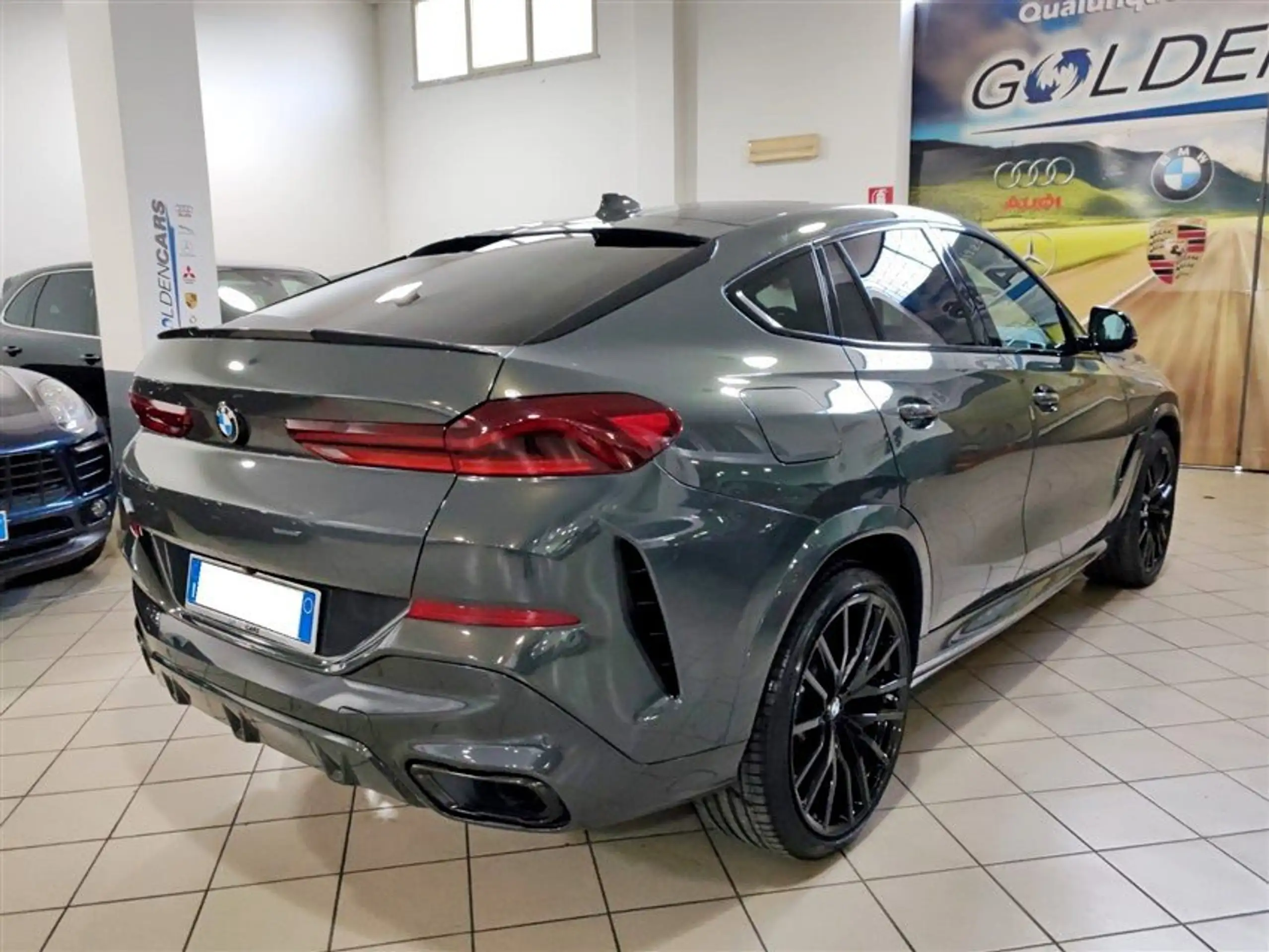 BMW - X6