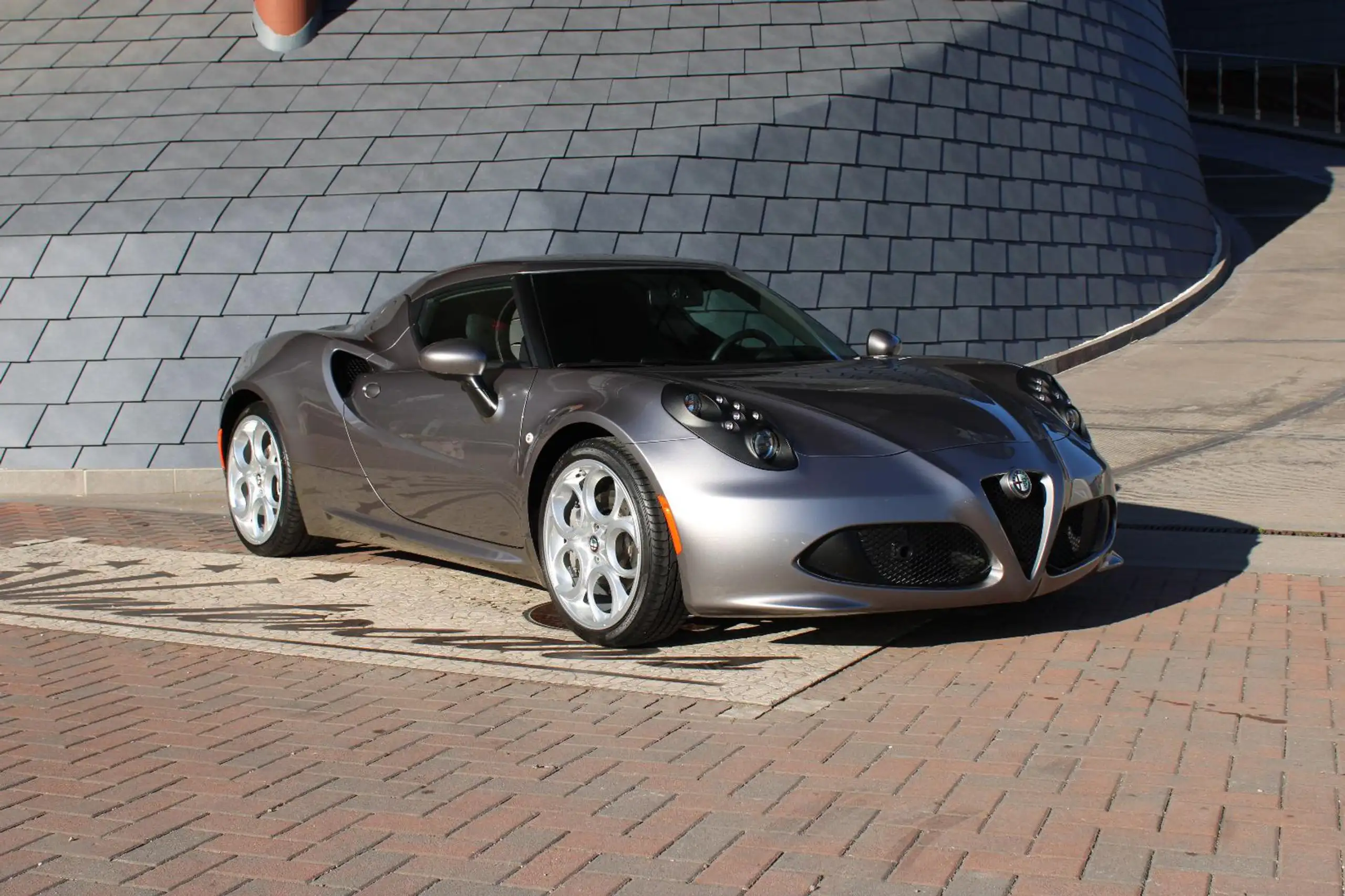 Alfa Romeo - 4C