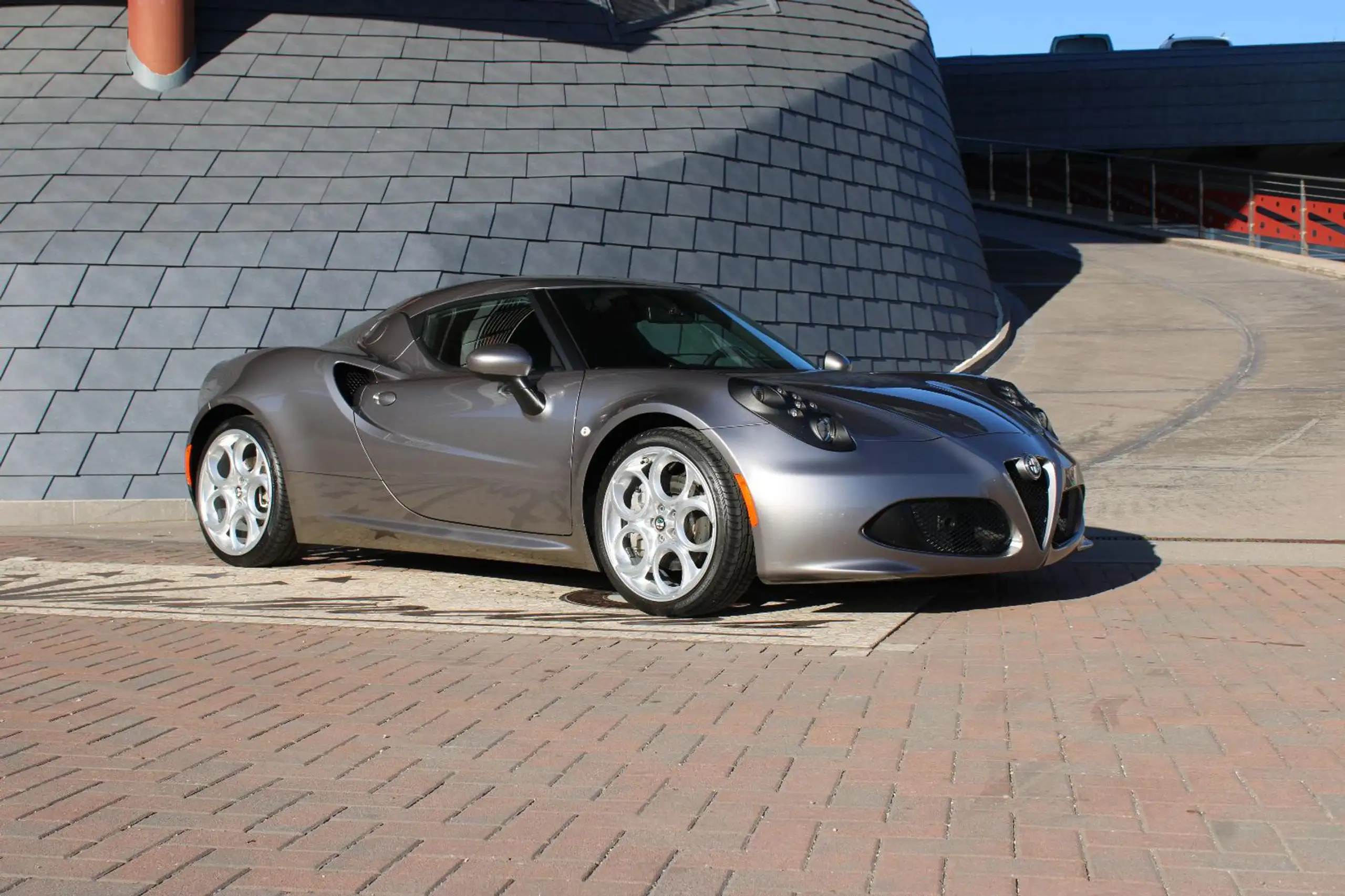 Alfa Romeo - 4C