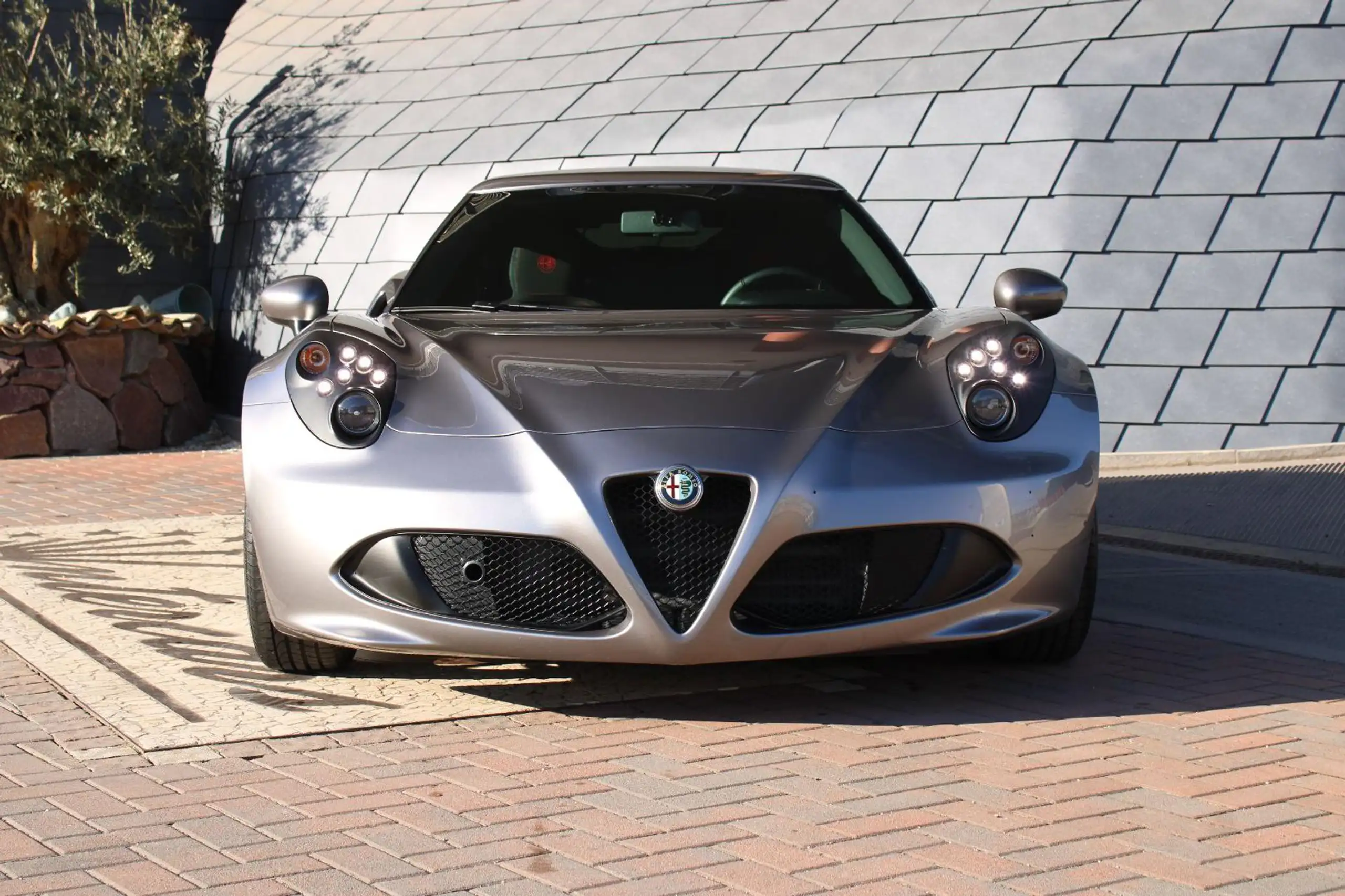 Alfa Romeo - 4C