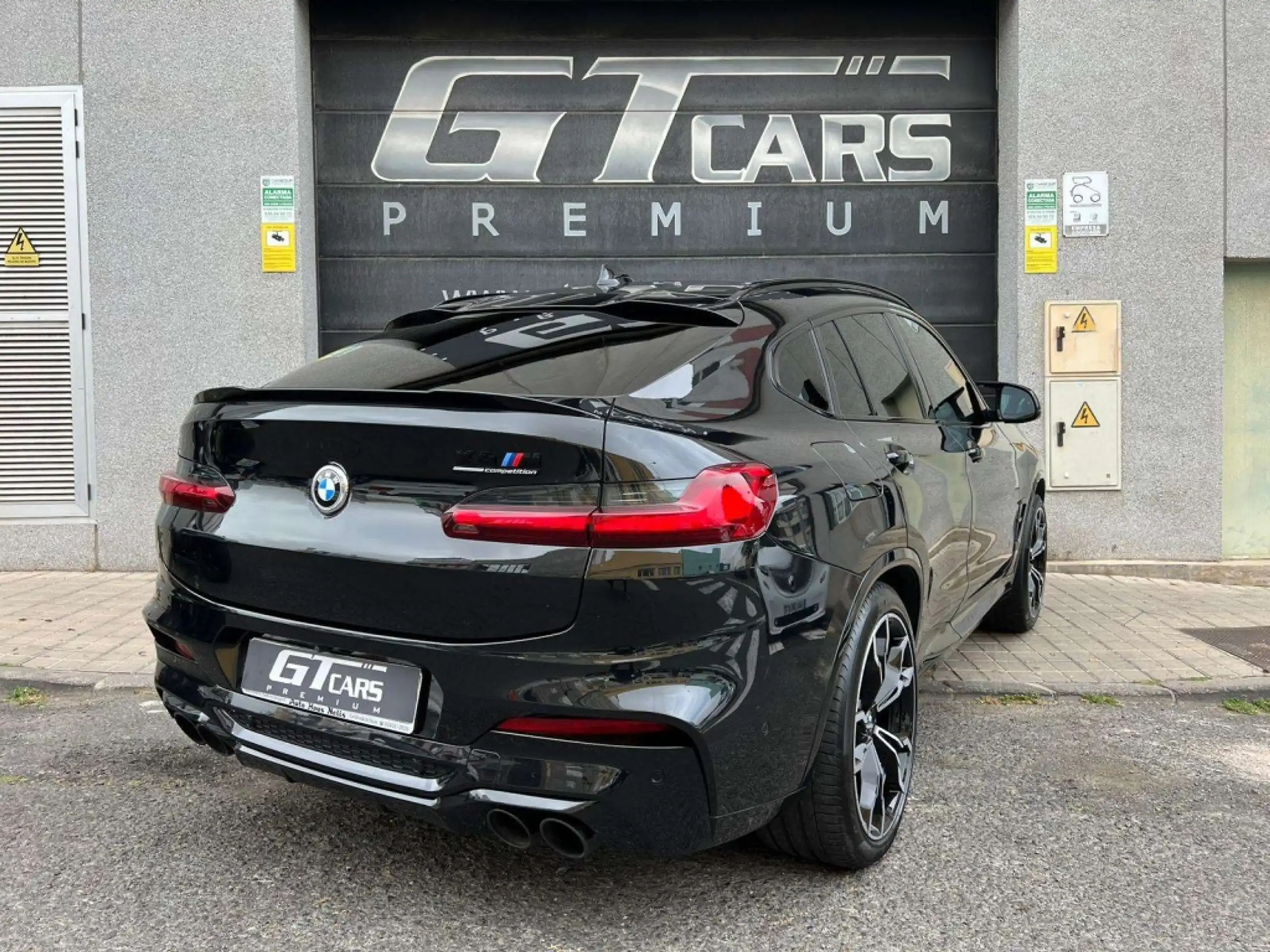 BMW - X4 M