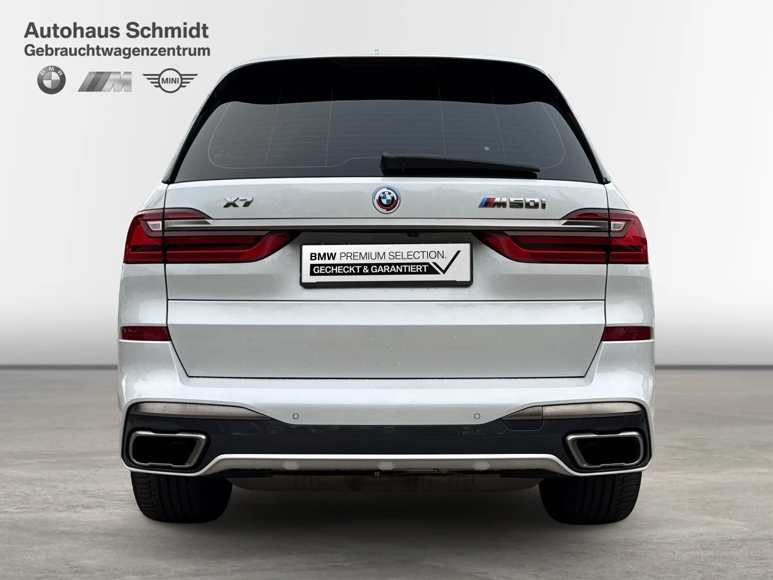 BMW - X7 M