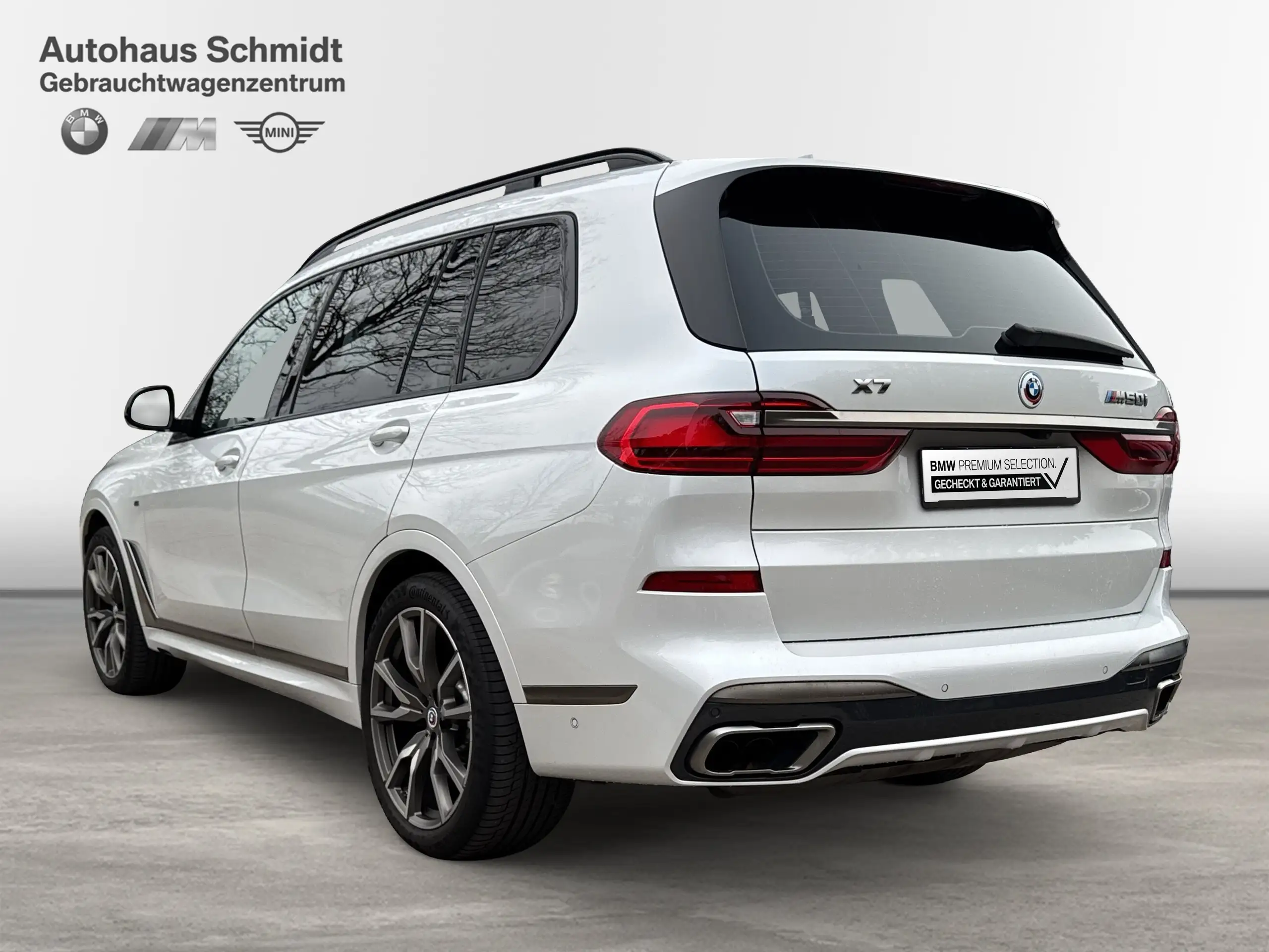 BMW - X7 M