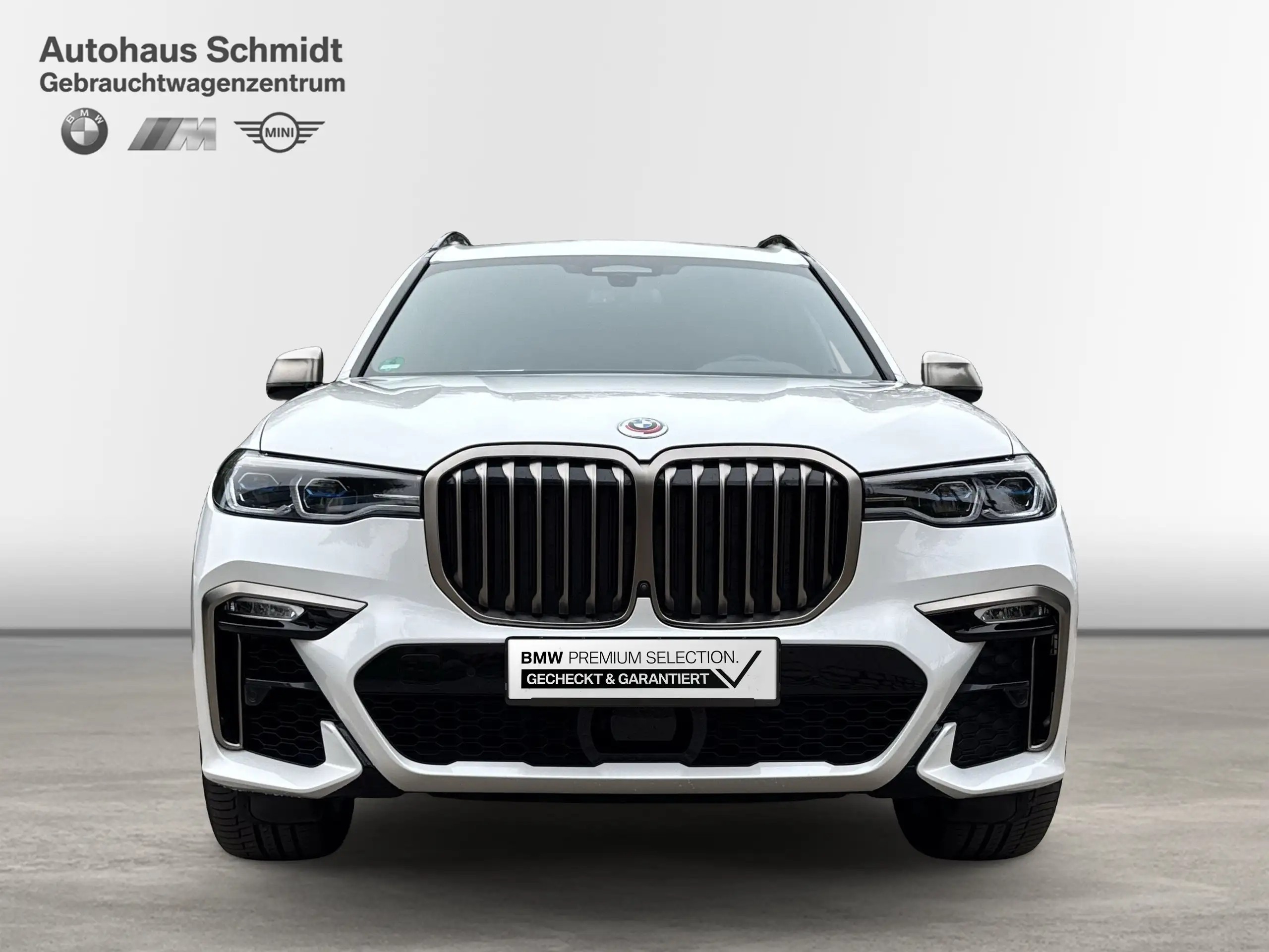 BMW - X7 M