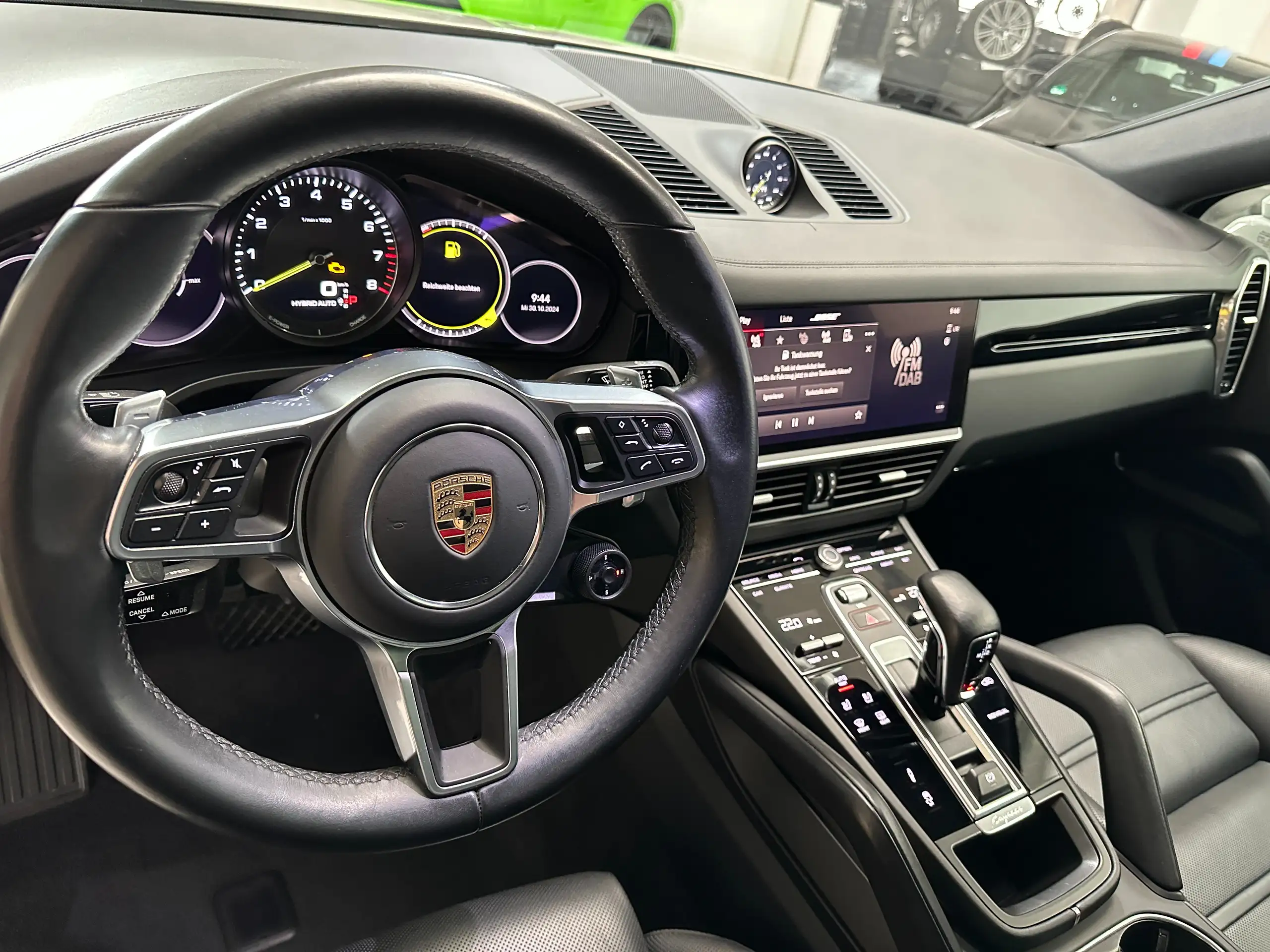 Porsche - Cayenne