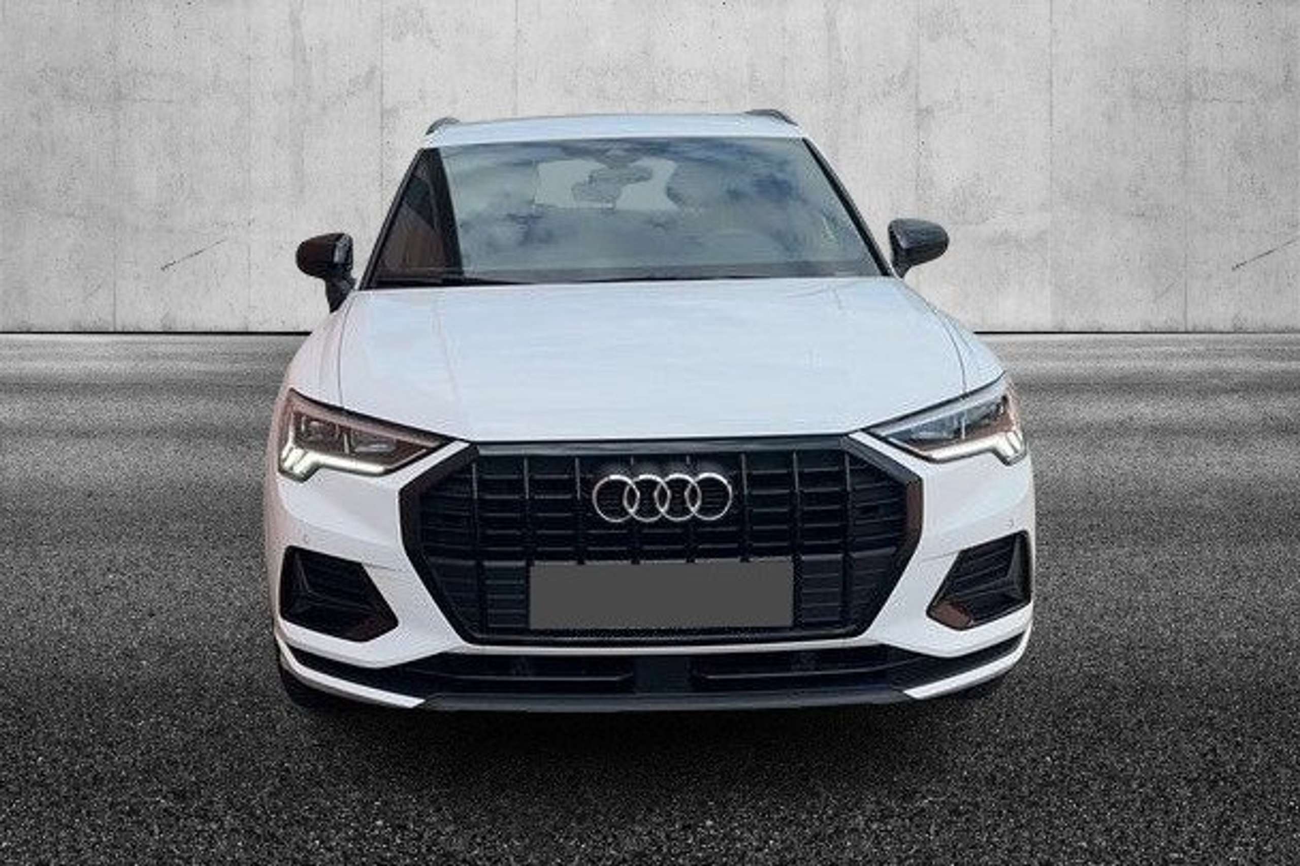 Audi - Q3