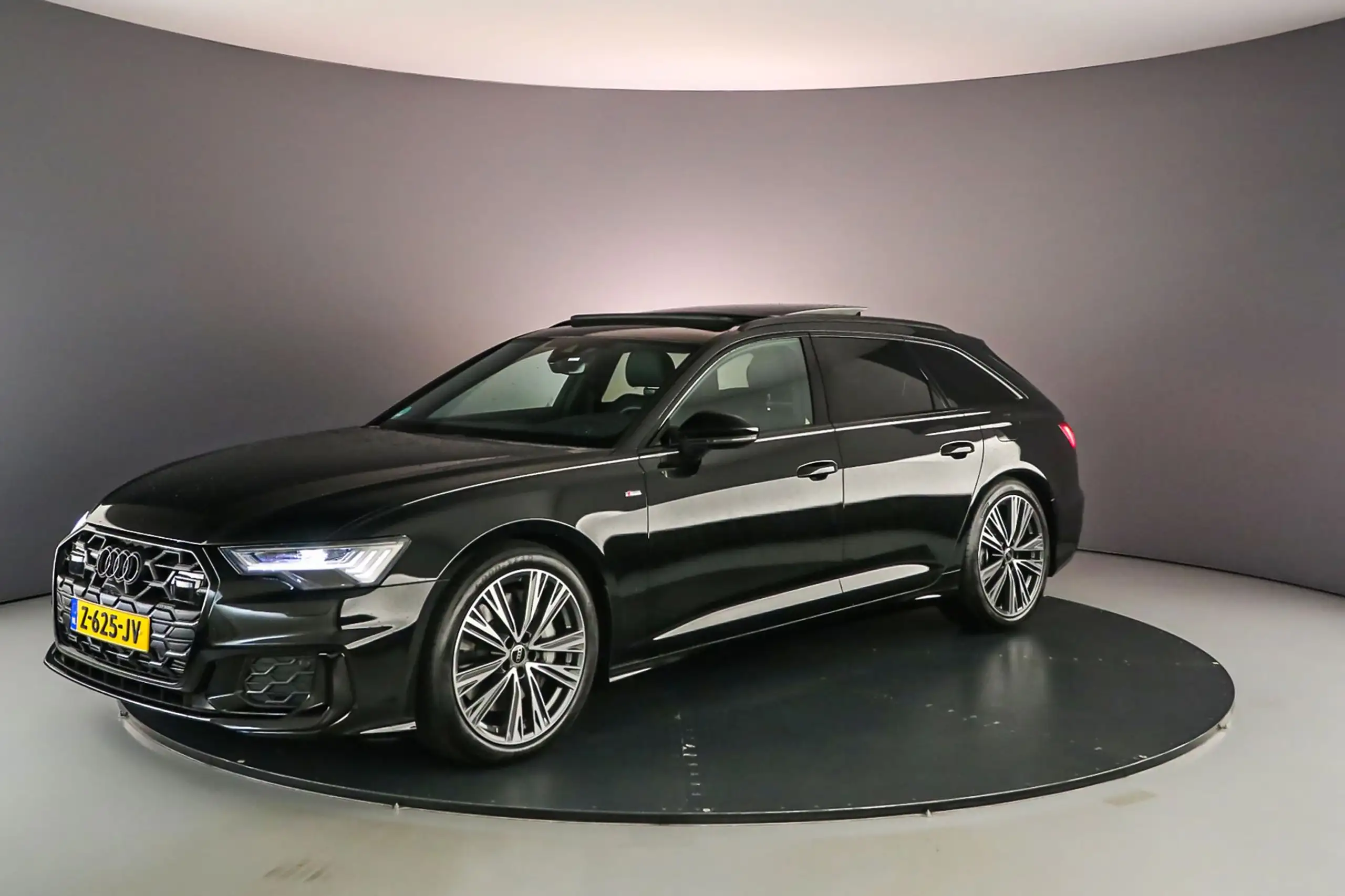 Audi - A6