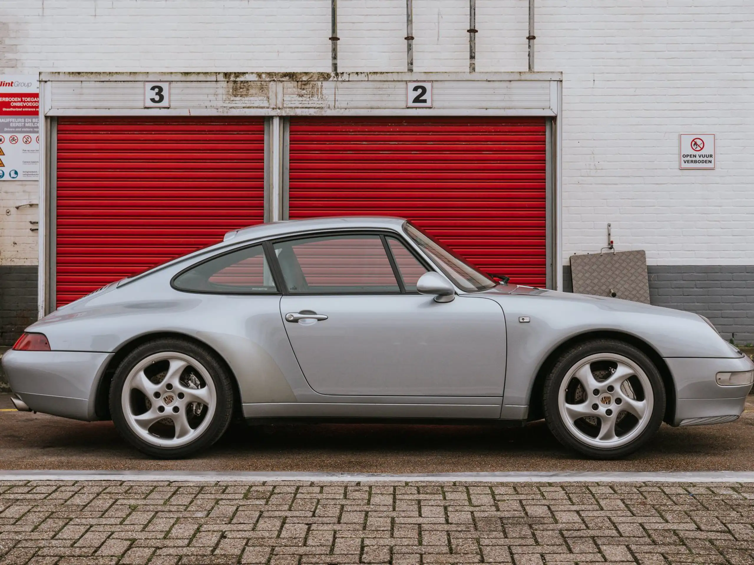 Porsche - 993