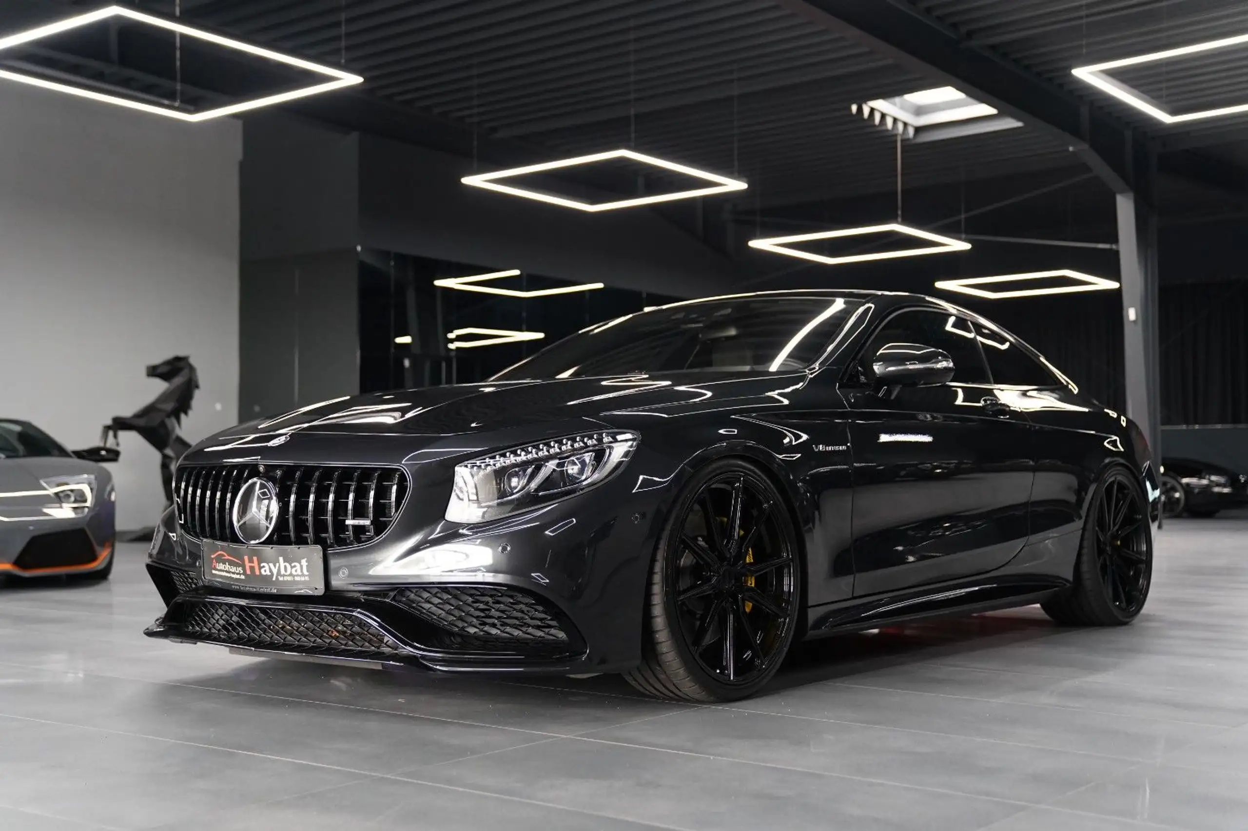 Mercedes-Benz - S 63 AMG