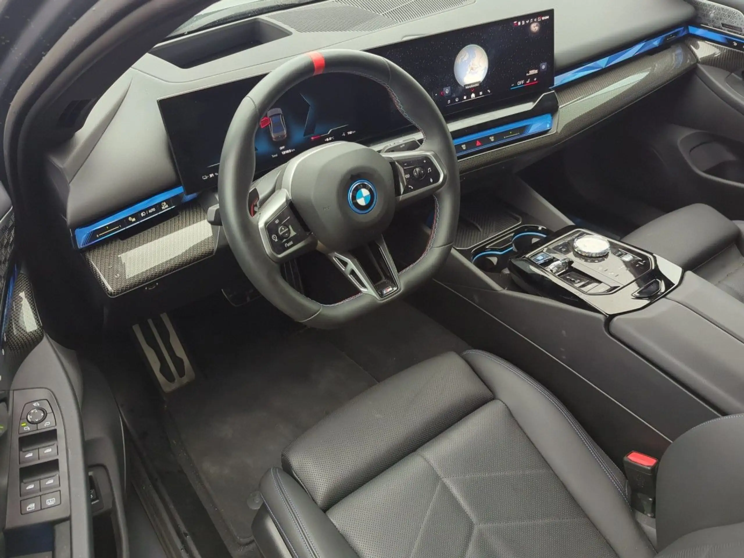 BMW - i5