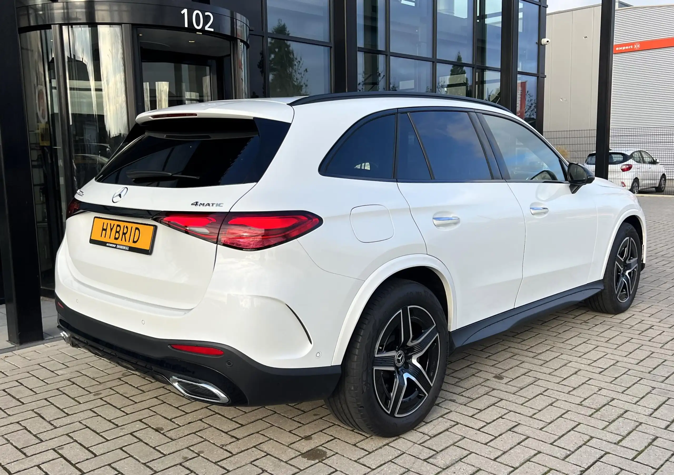 Mercedes-Benz - GLC 300