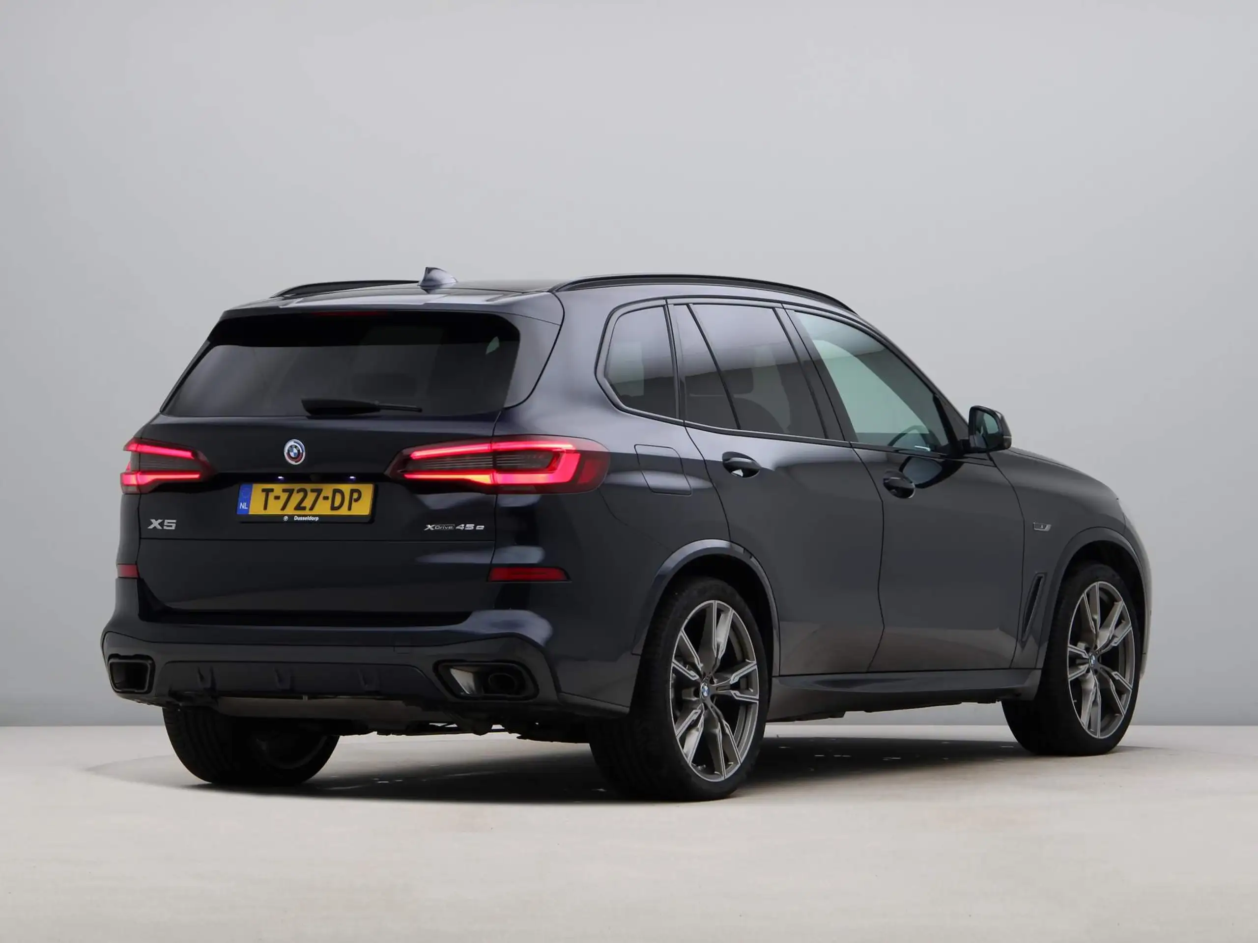 BMW - X5