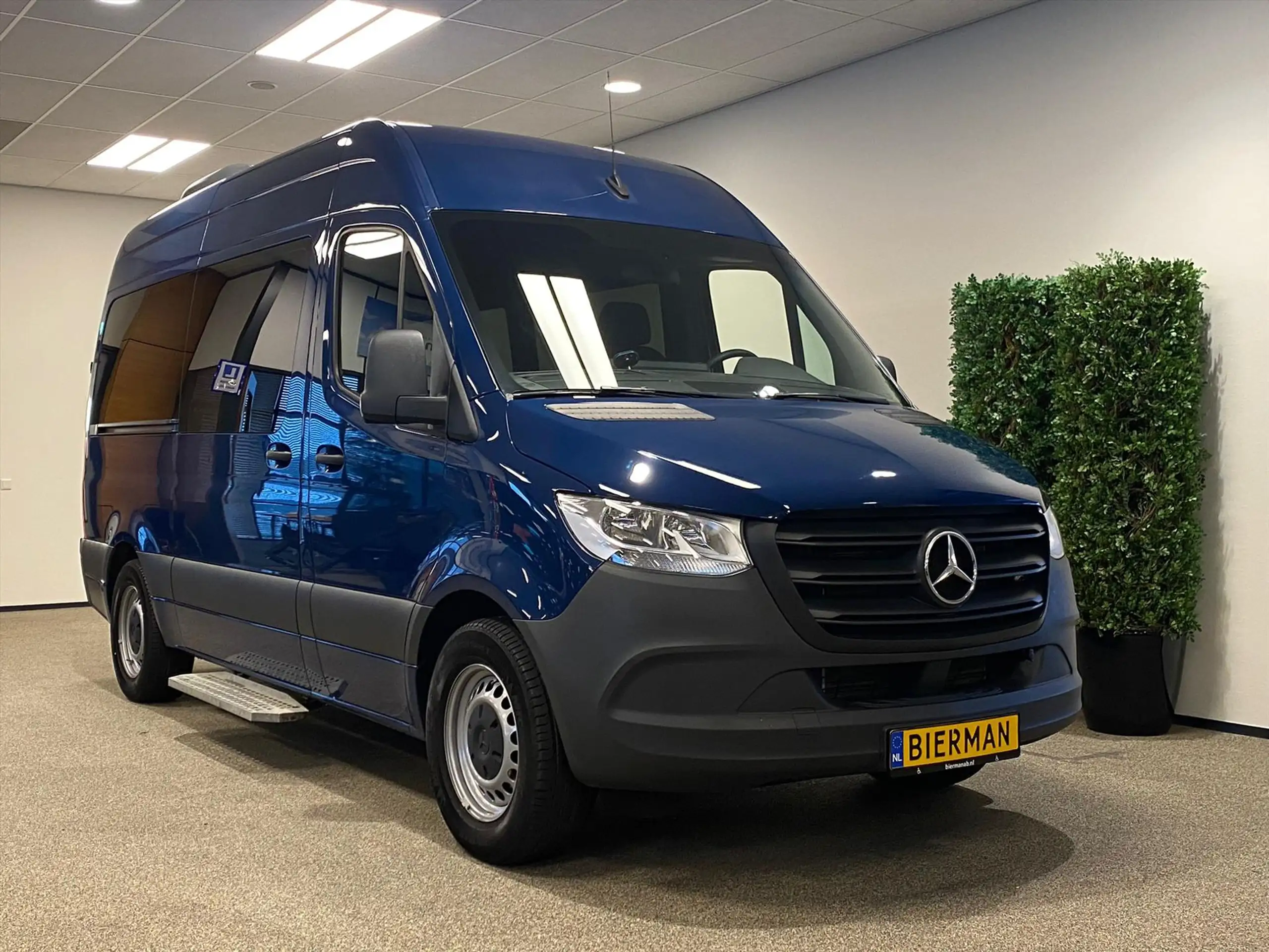 Mercedes-Benz - Sprinter