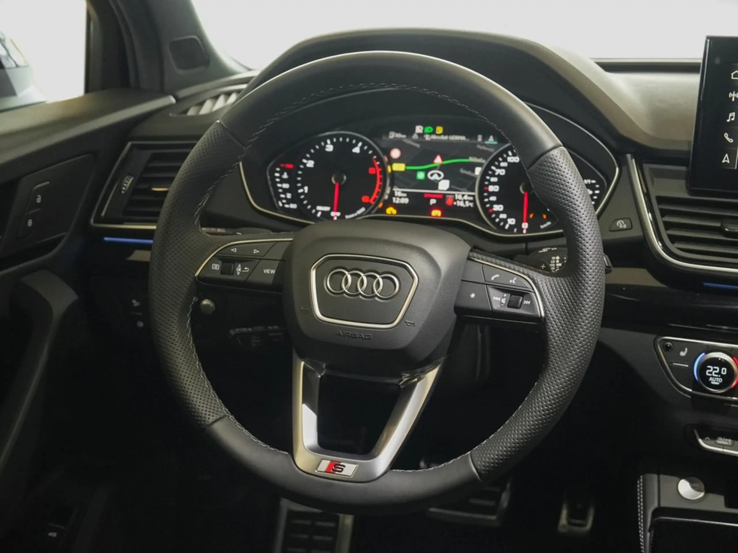 Audi - Q5