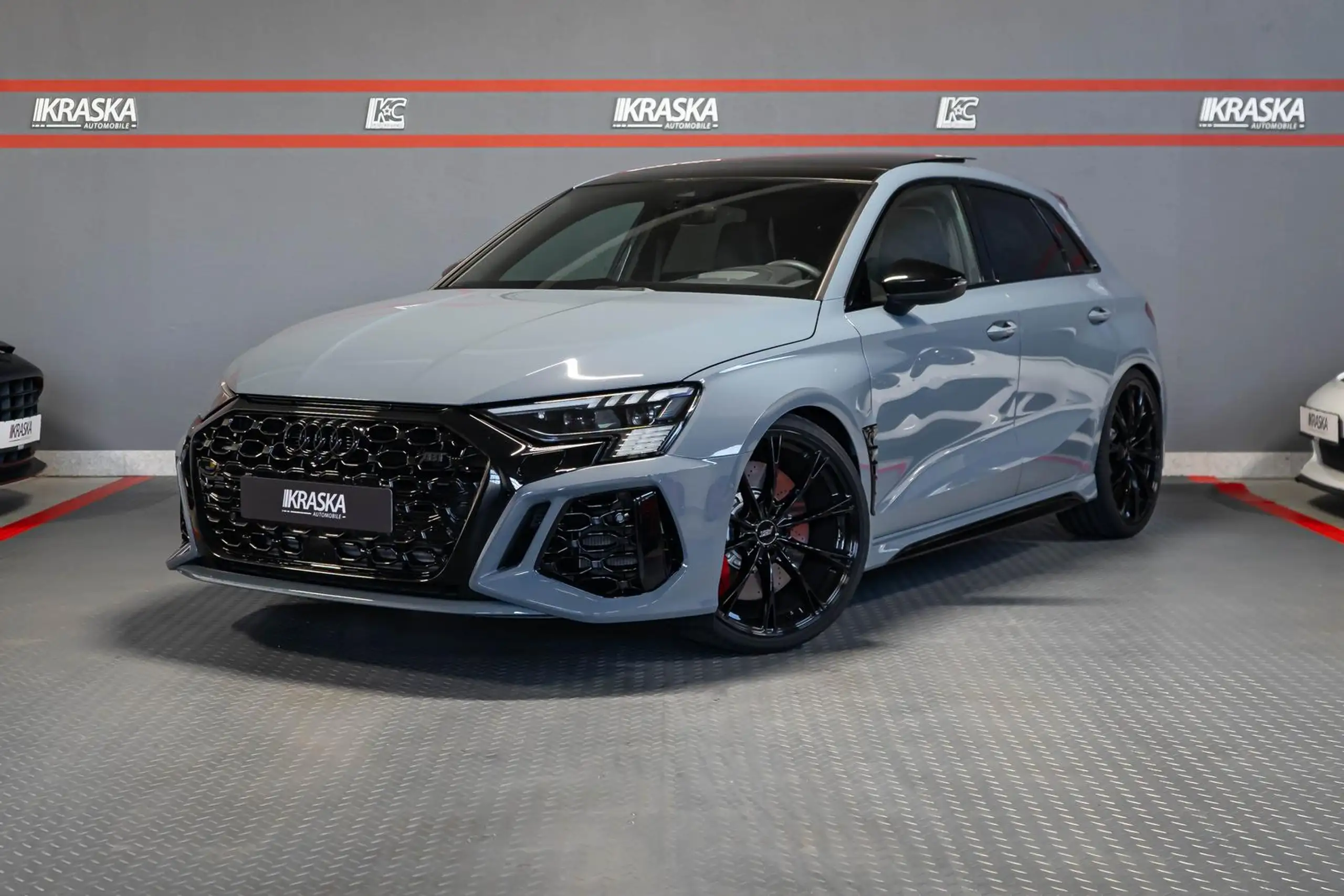 Audi - RS3