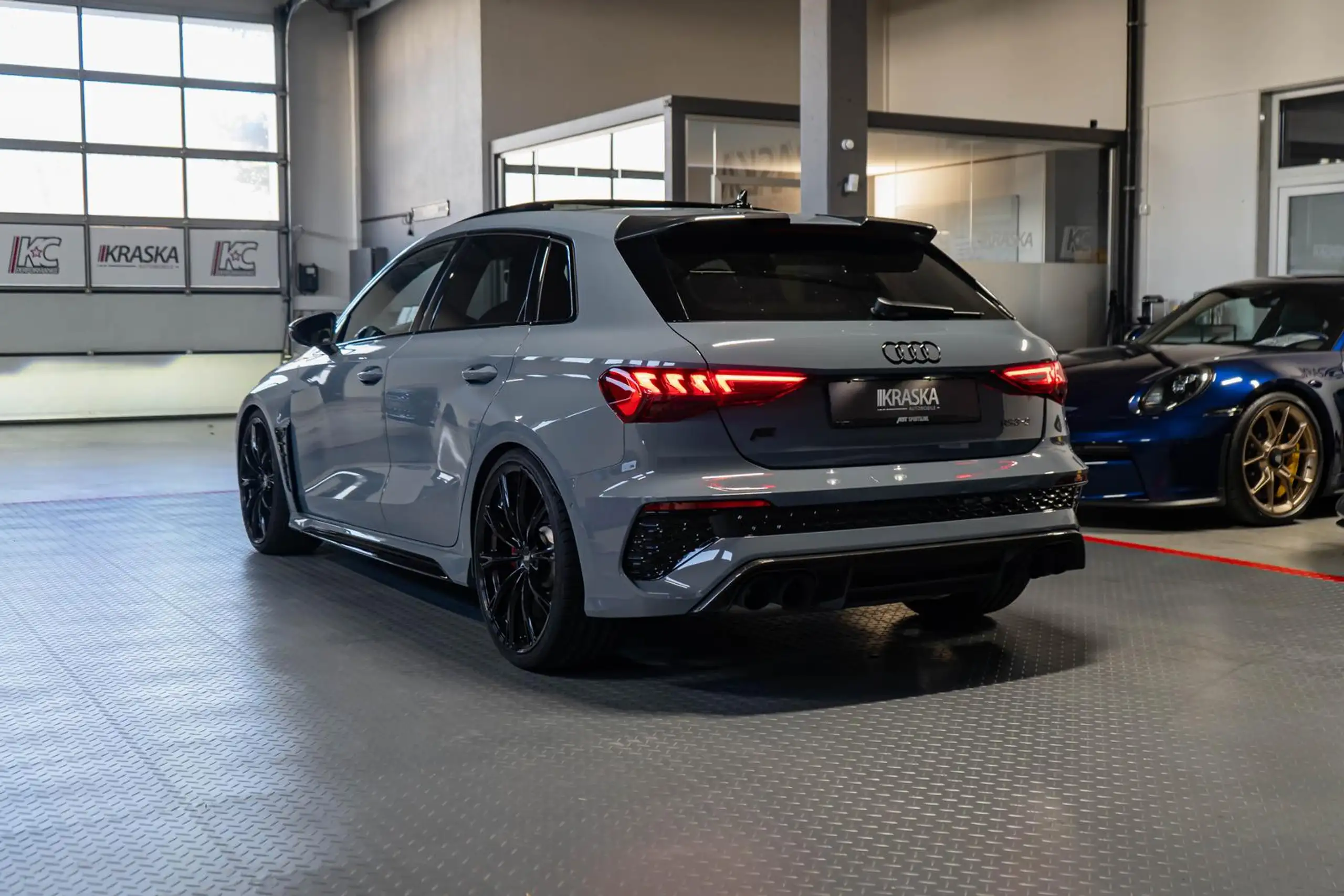 Audi - RS3