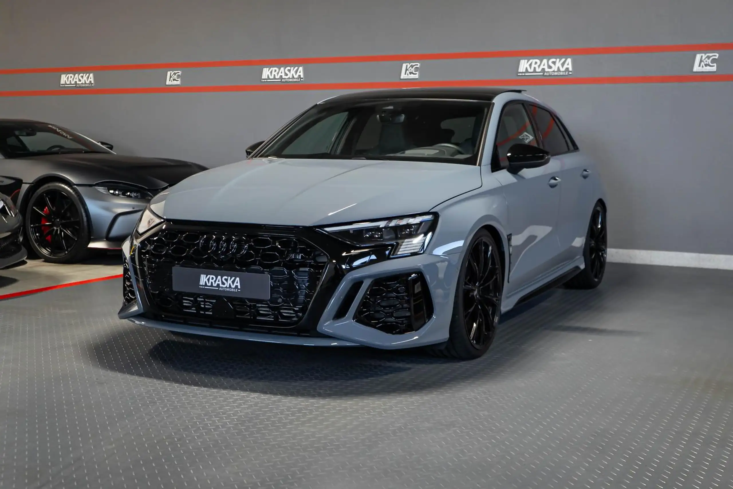 Audi - RS3