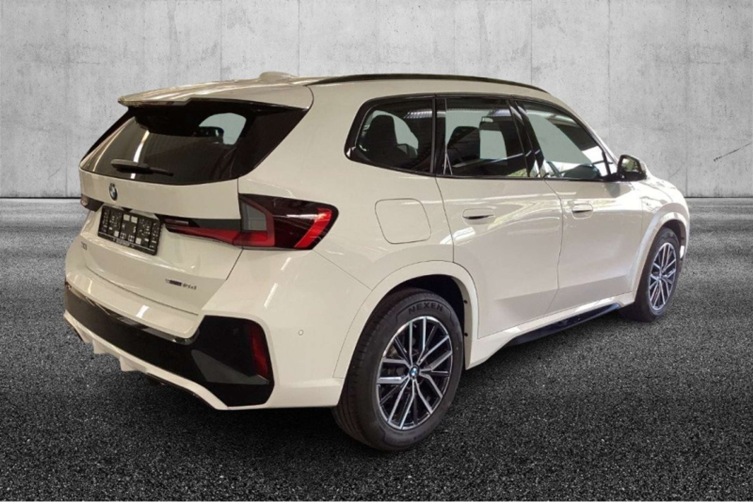 BMW - X1