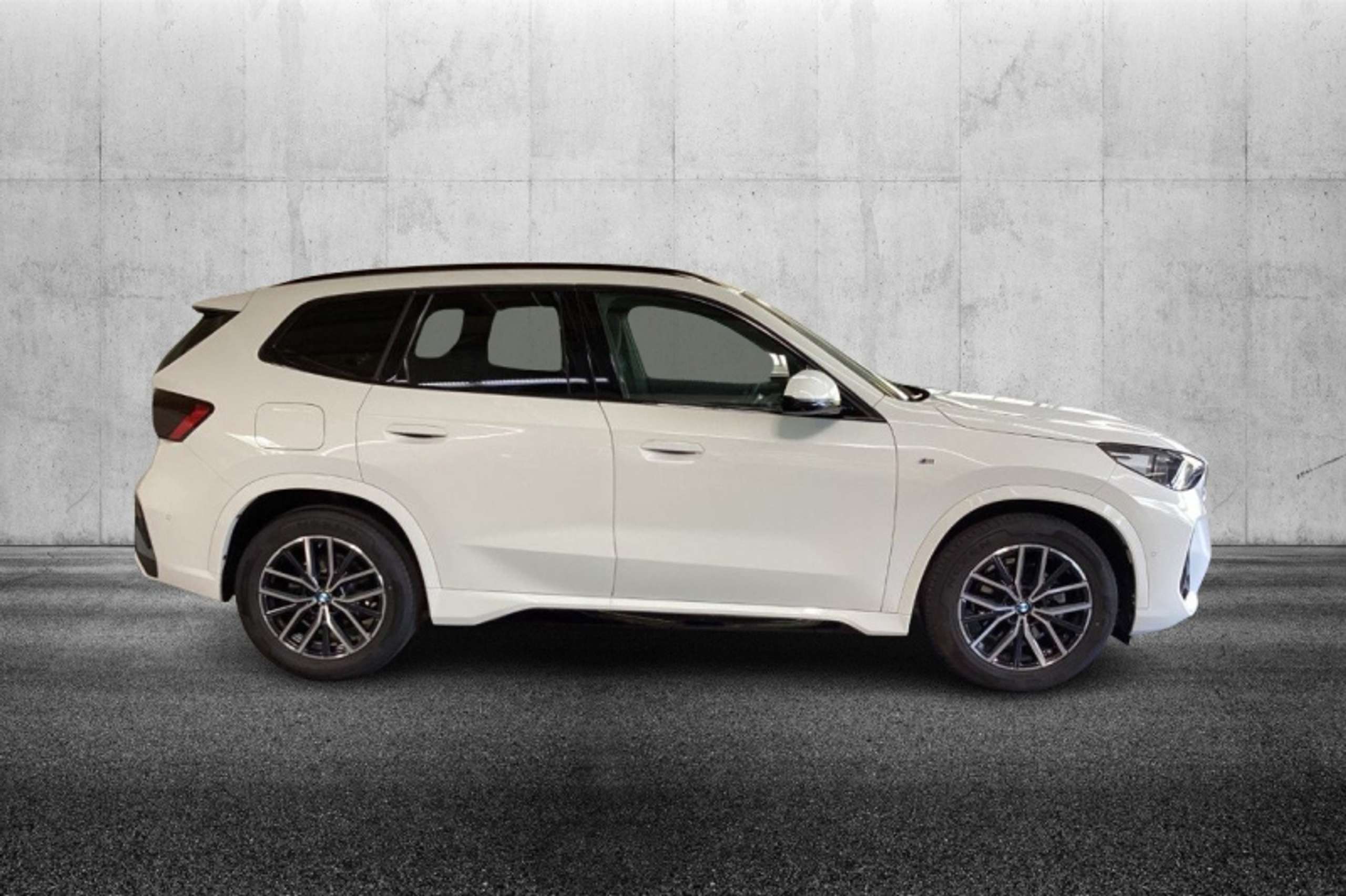 BMW - X1