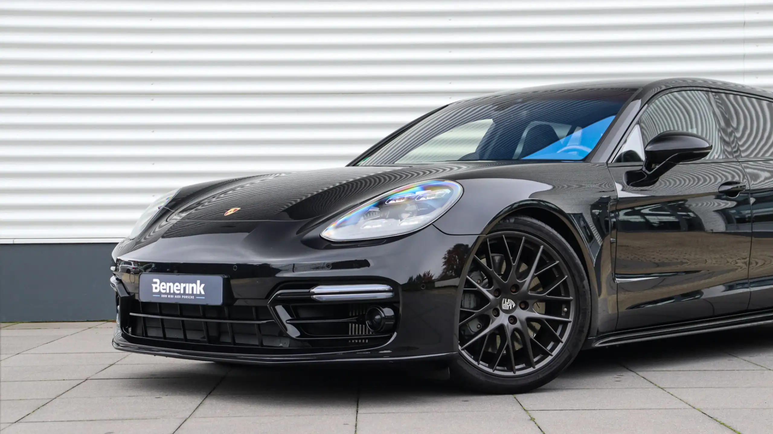 Porsche - Panamera