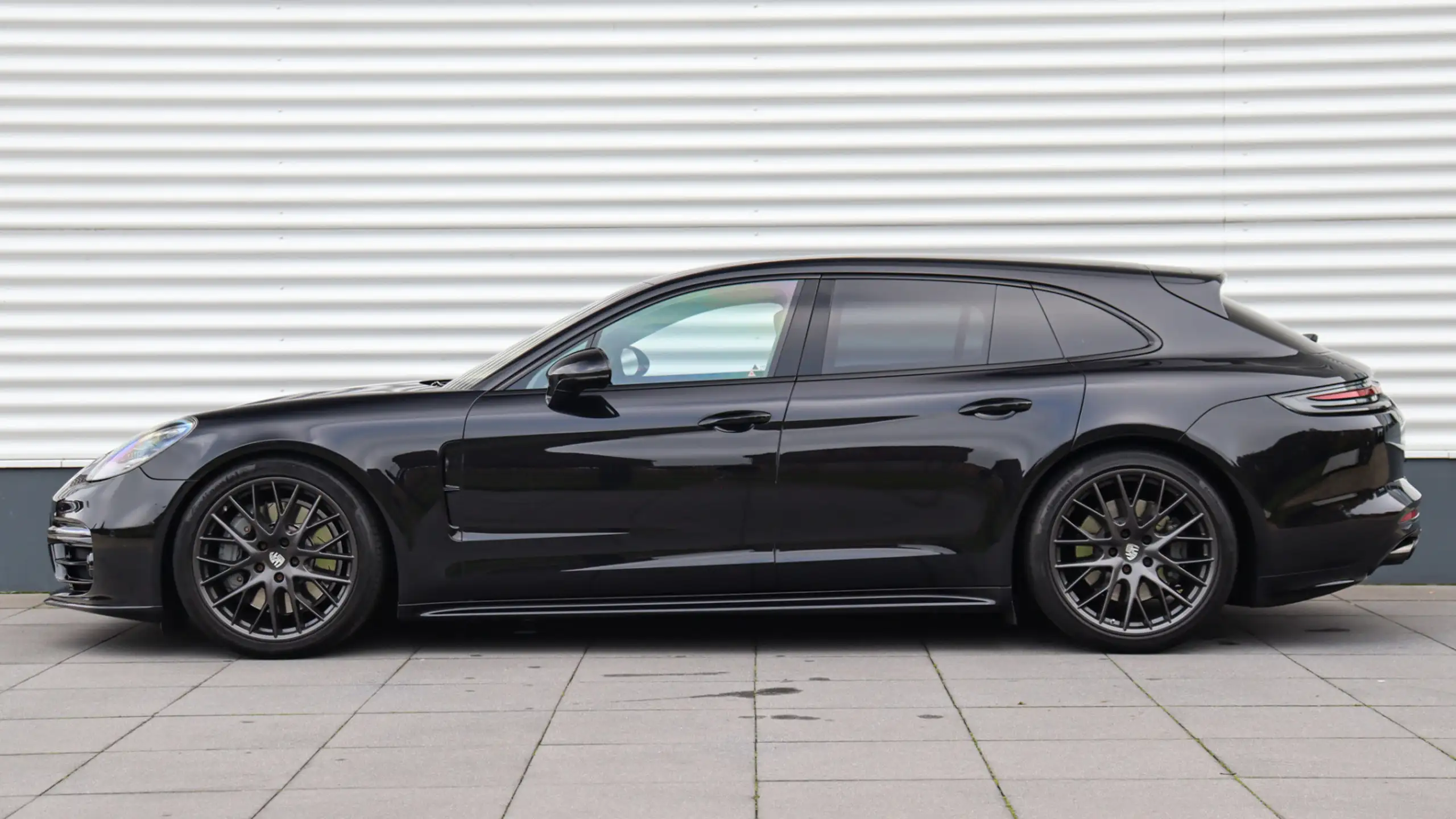 Porsche - Panamera