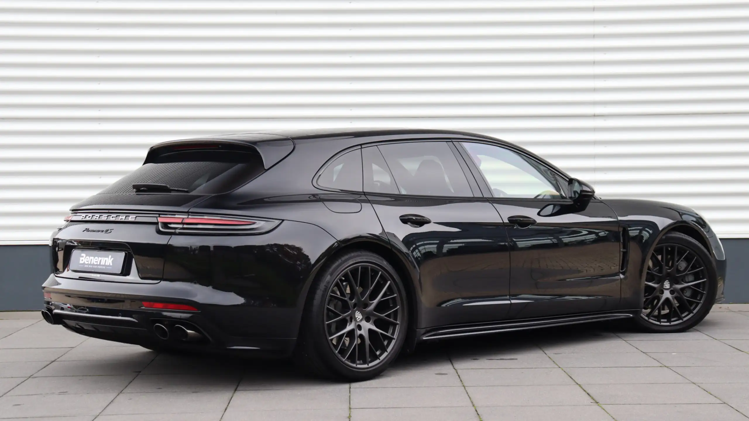 Porsche - Panamera