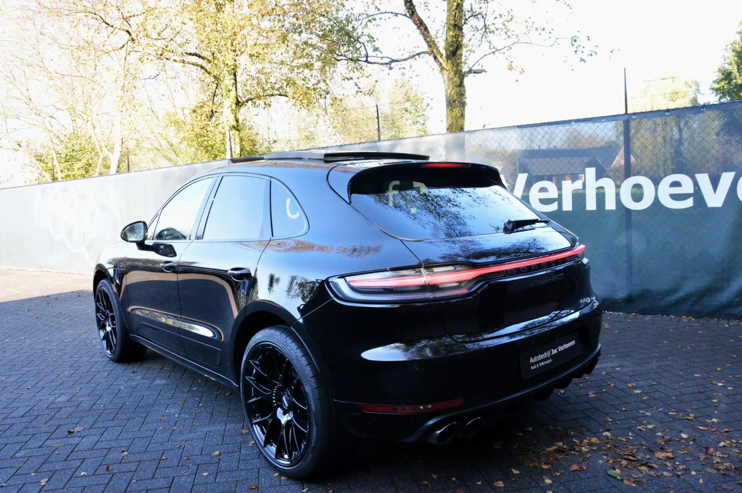 Porsche - Macan