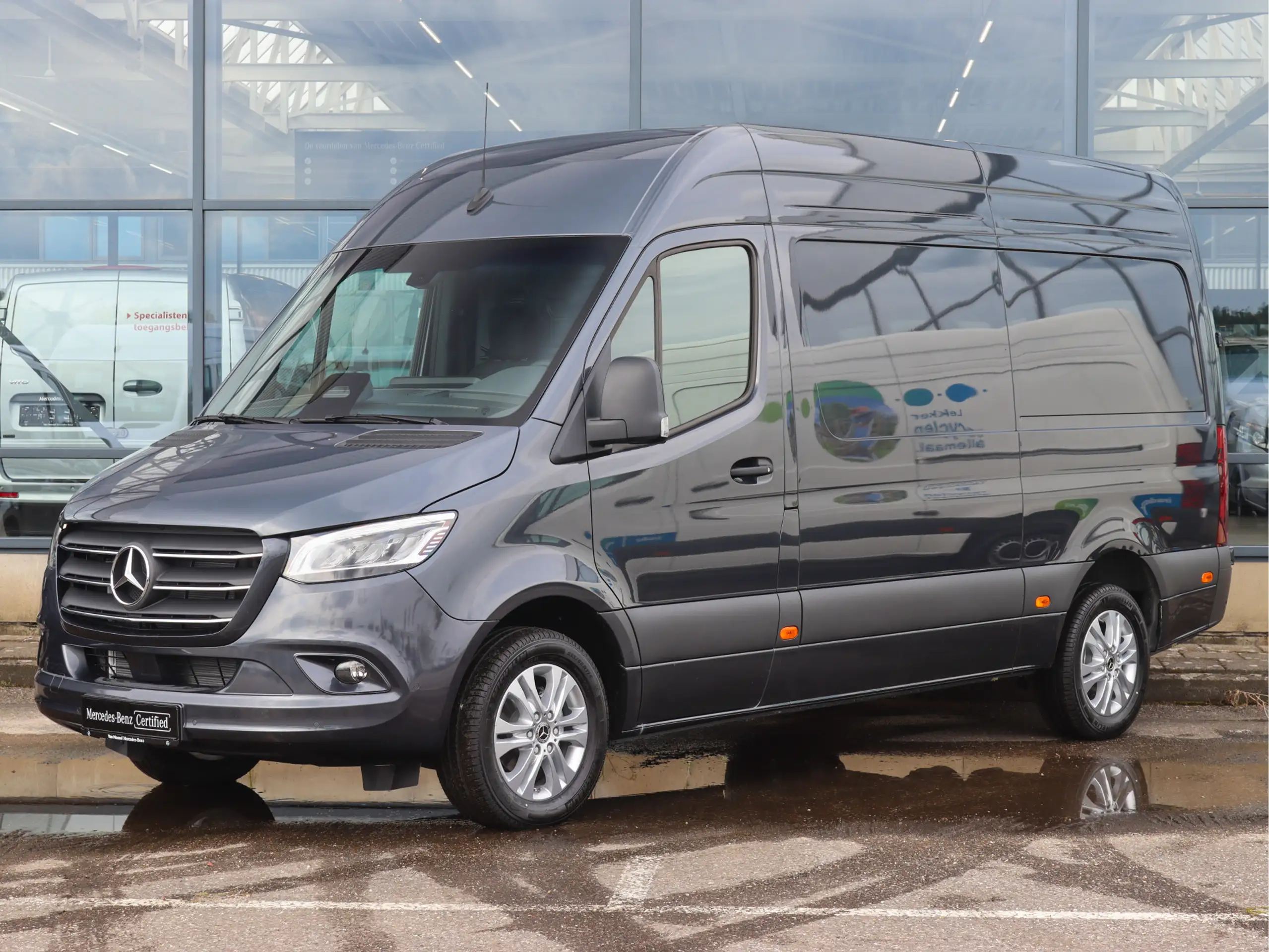 Mercedes-Benz - Sprinter