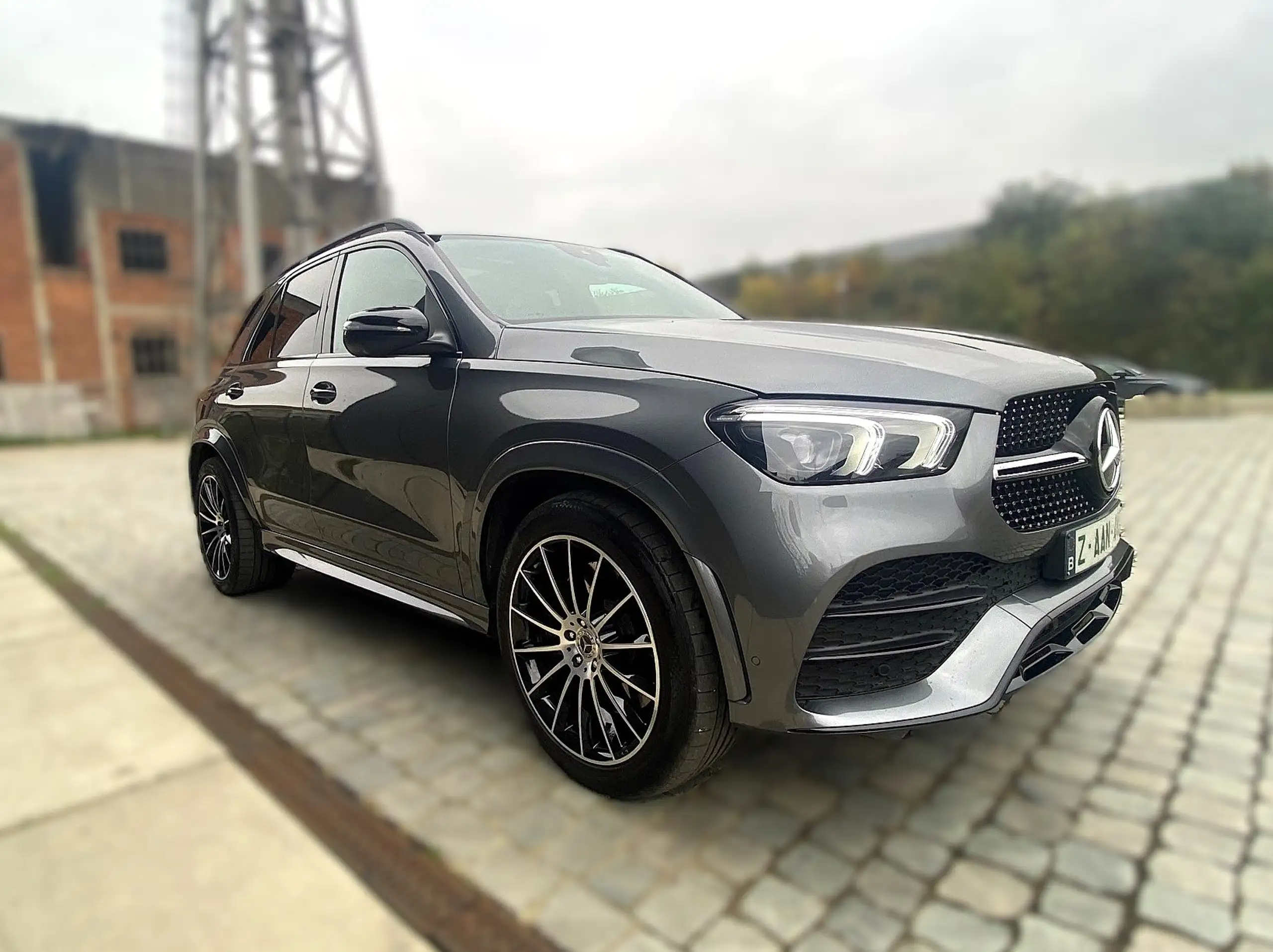 Mercedes-Benz - GLE 350