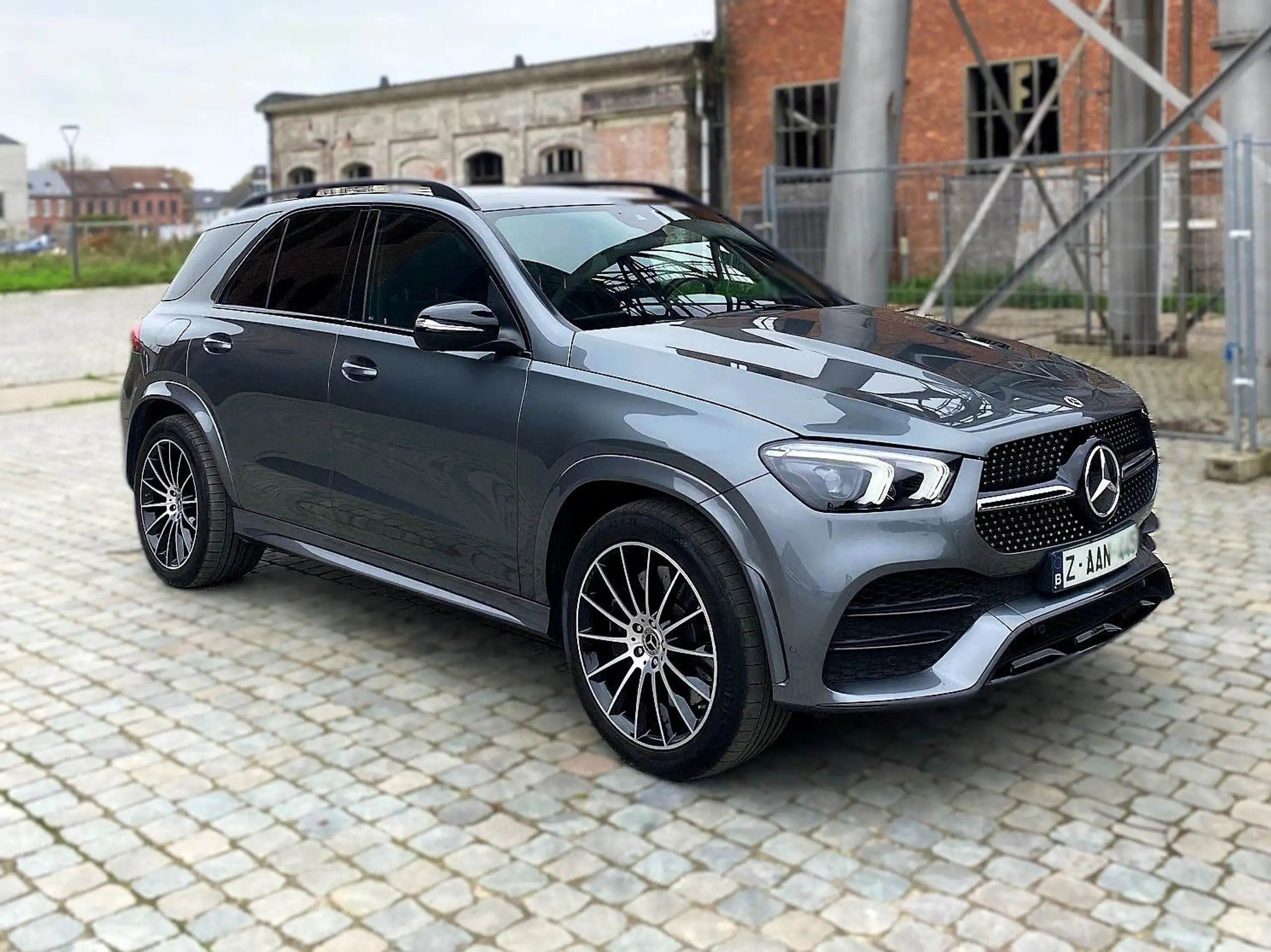 Mercedes-Benz - GLE 350