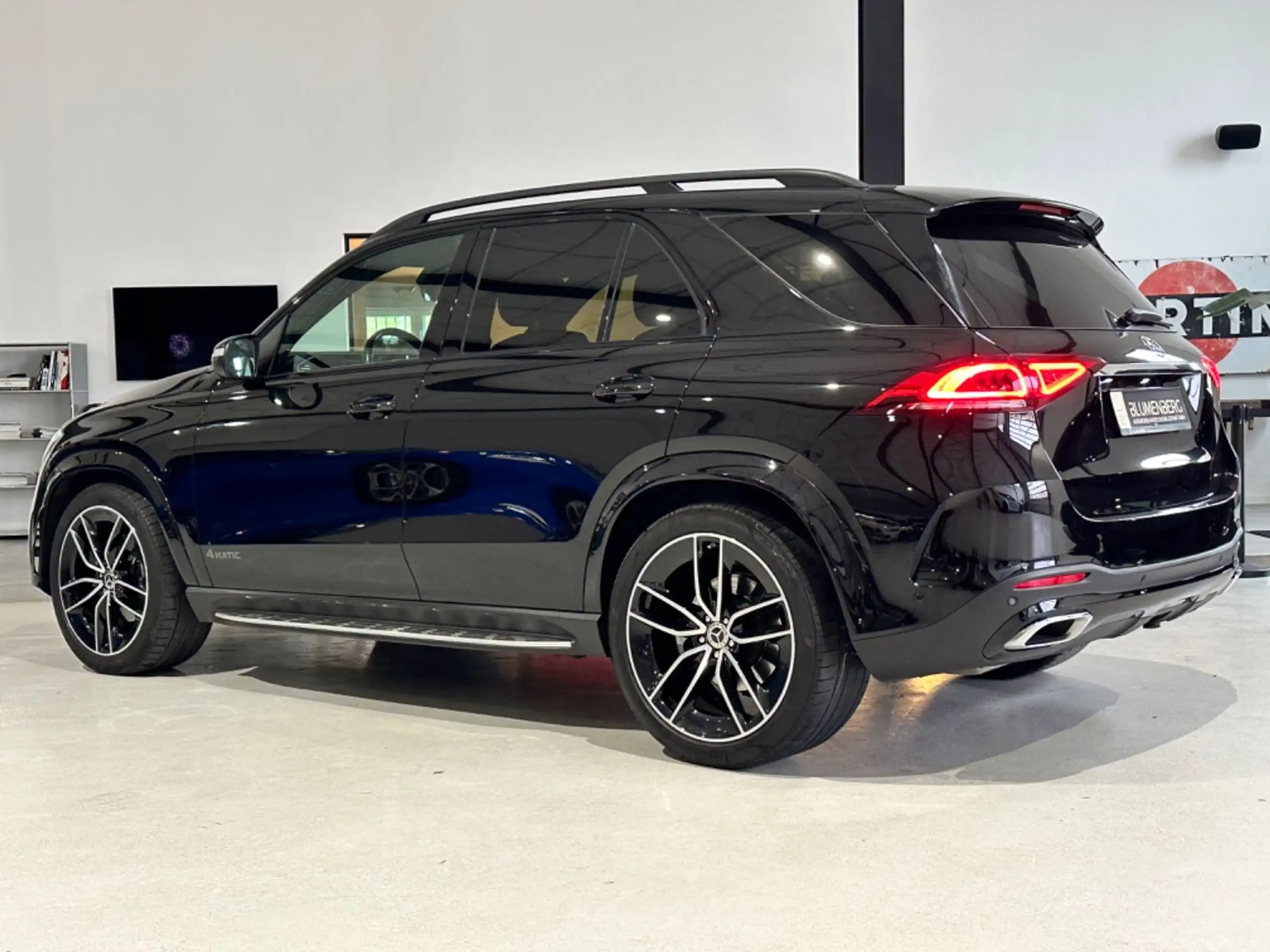 Mercedes-Benz - GLE 400