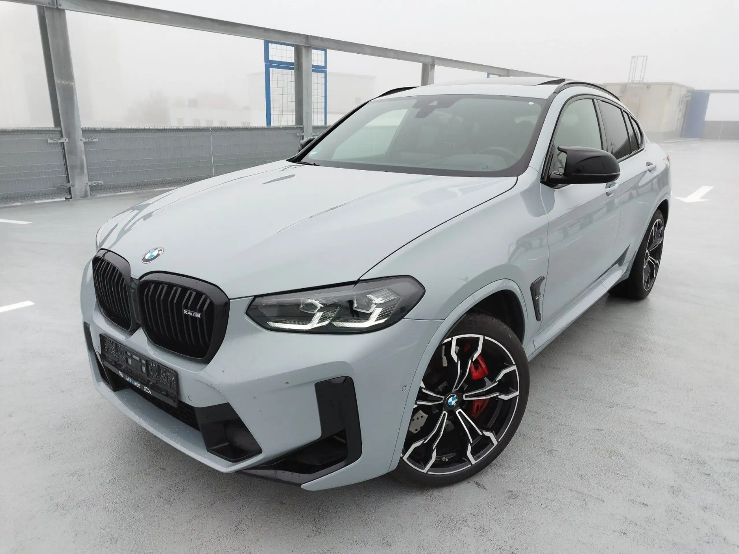 BMW - X4 M