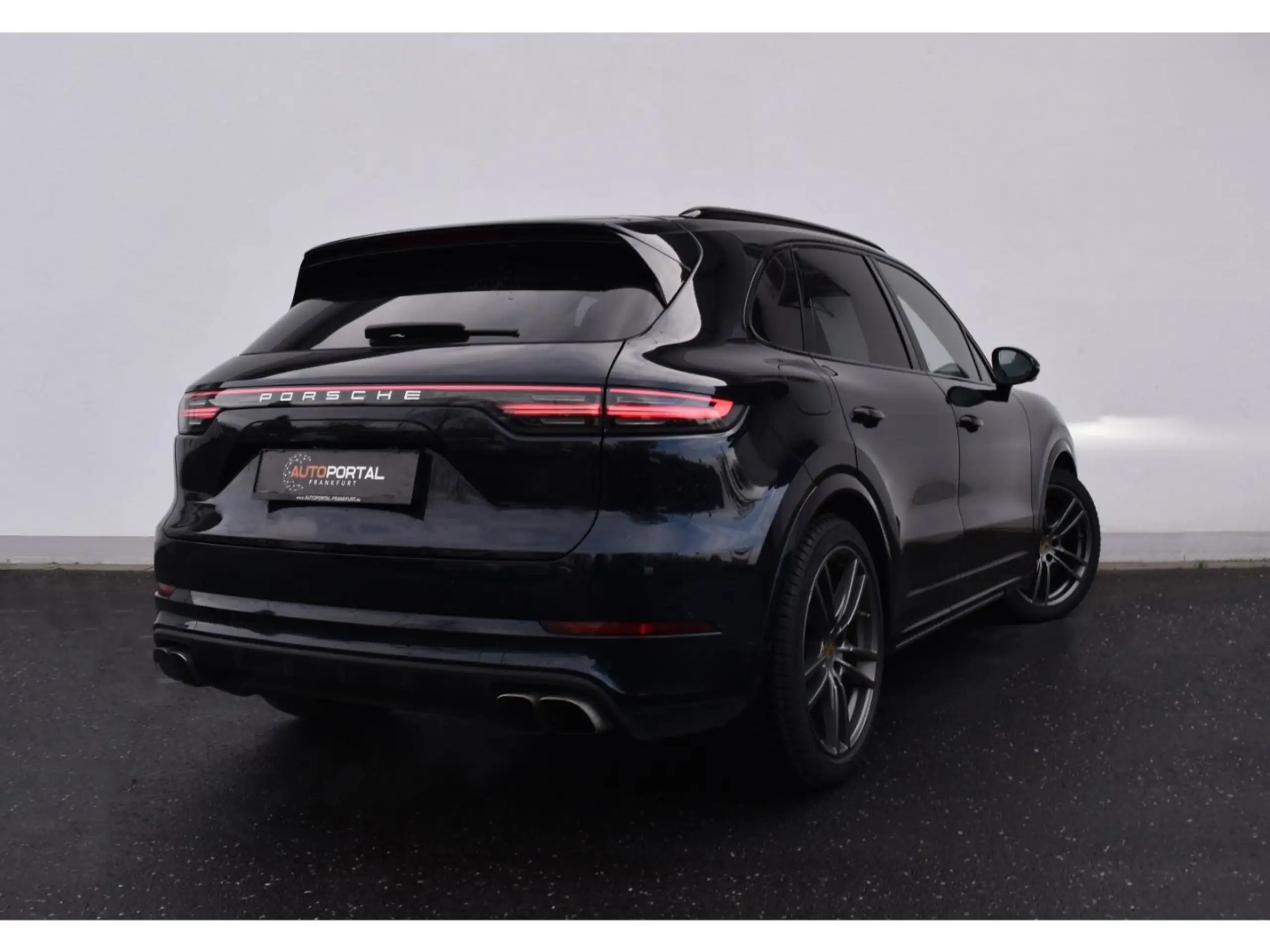 Porsche - Cayenne