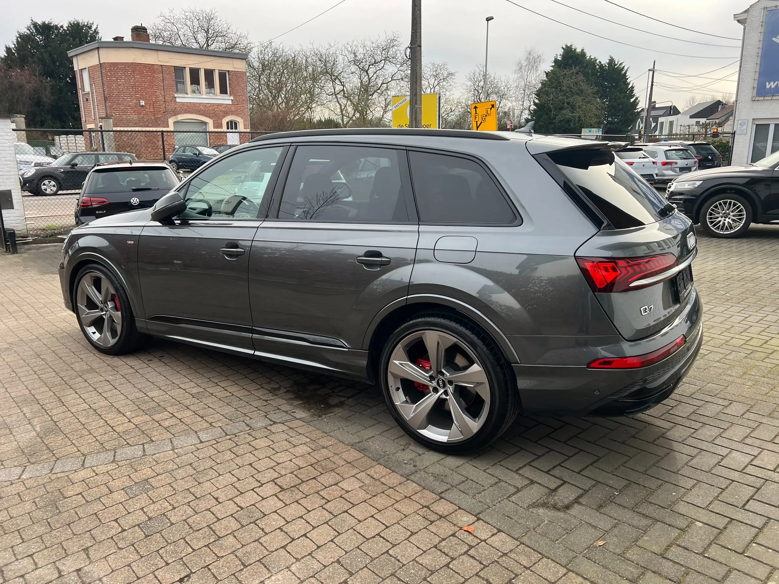 Audi - Q7