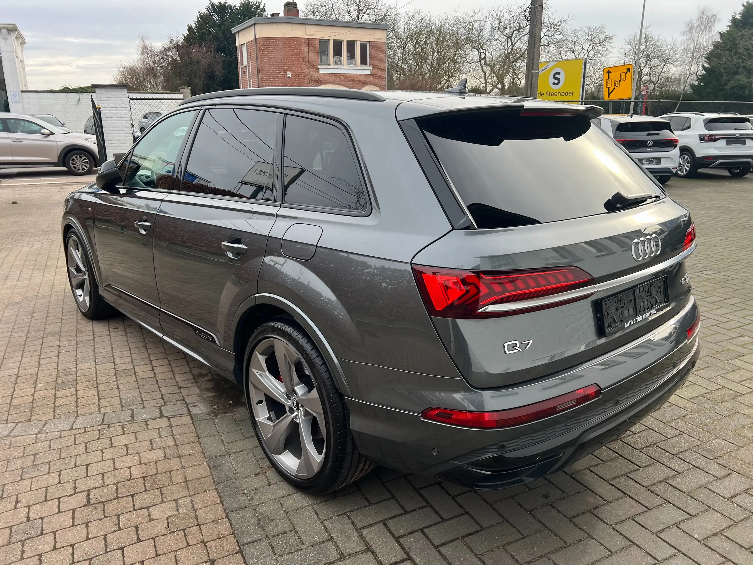 Audi - Q7