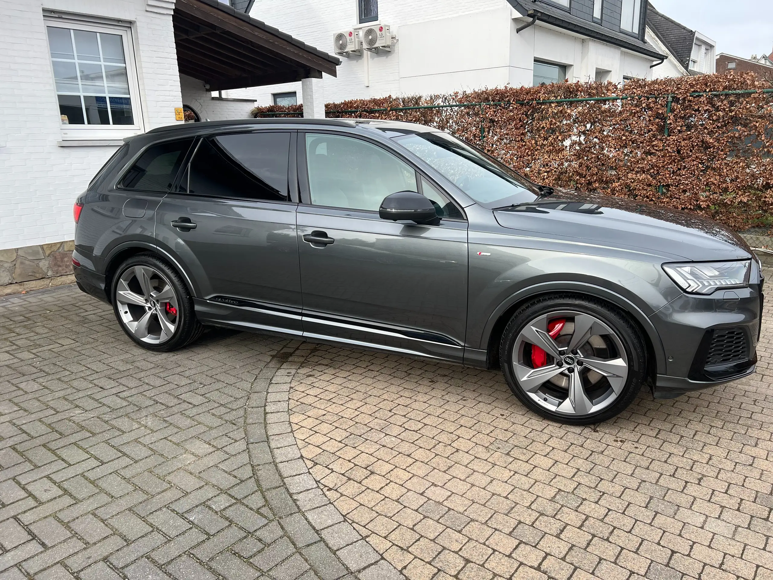 Audi - Q7