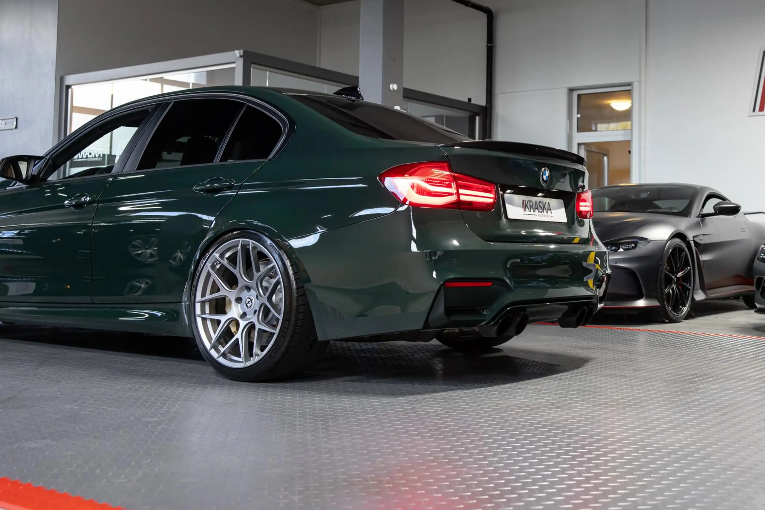 BMW - M3