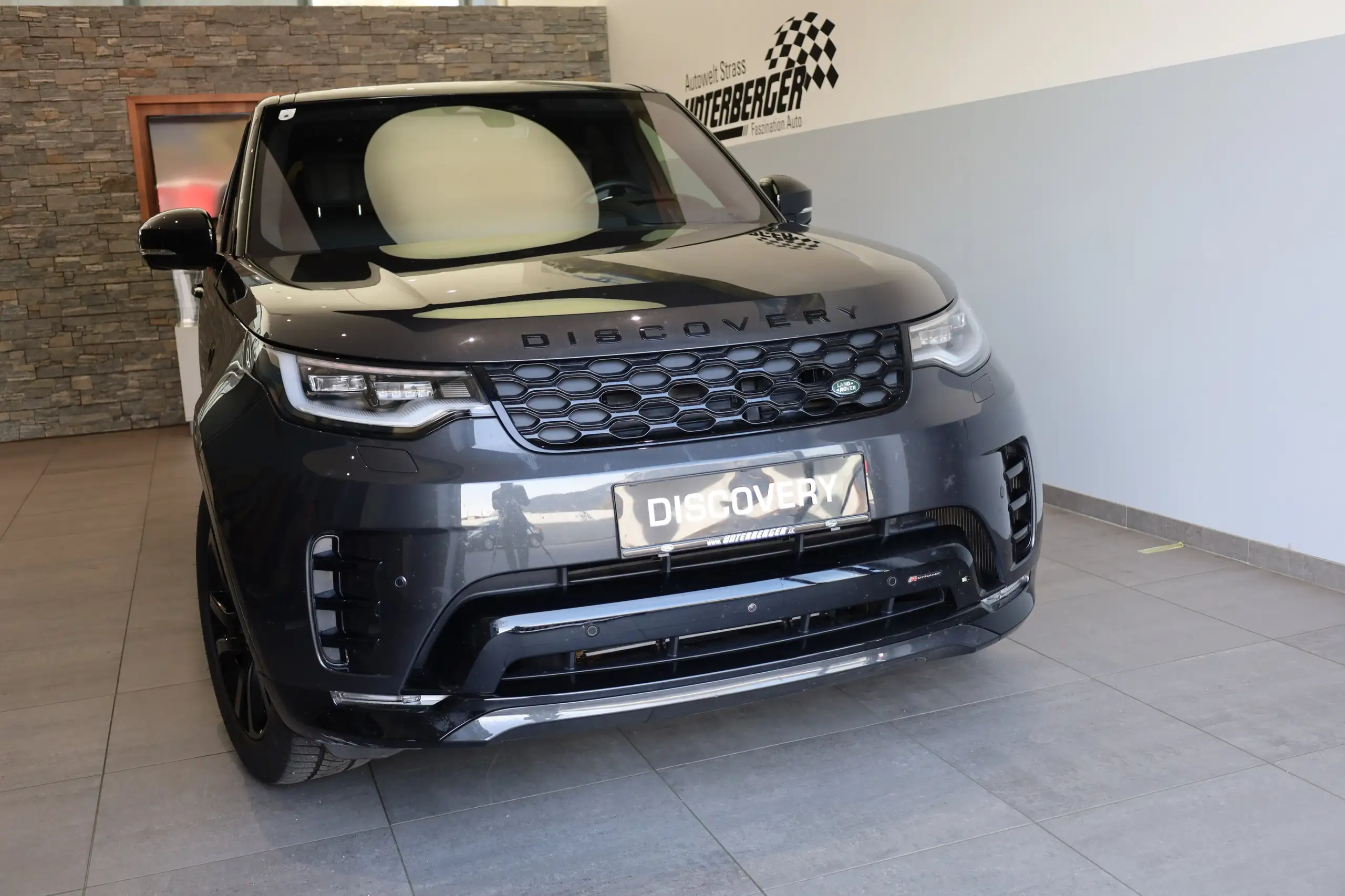 Land Rover - Discovery