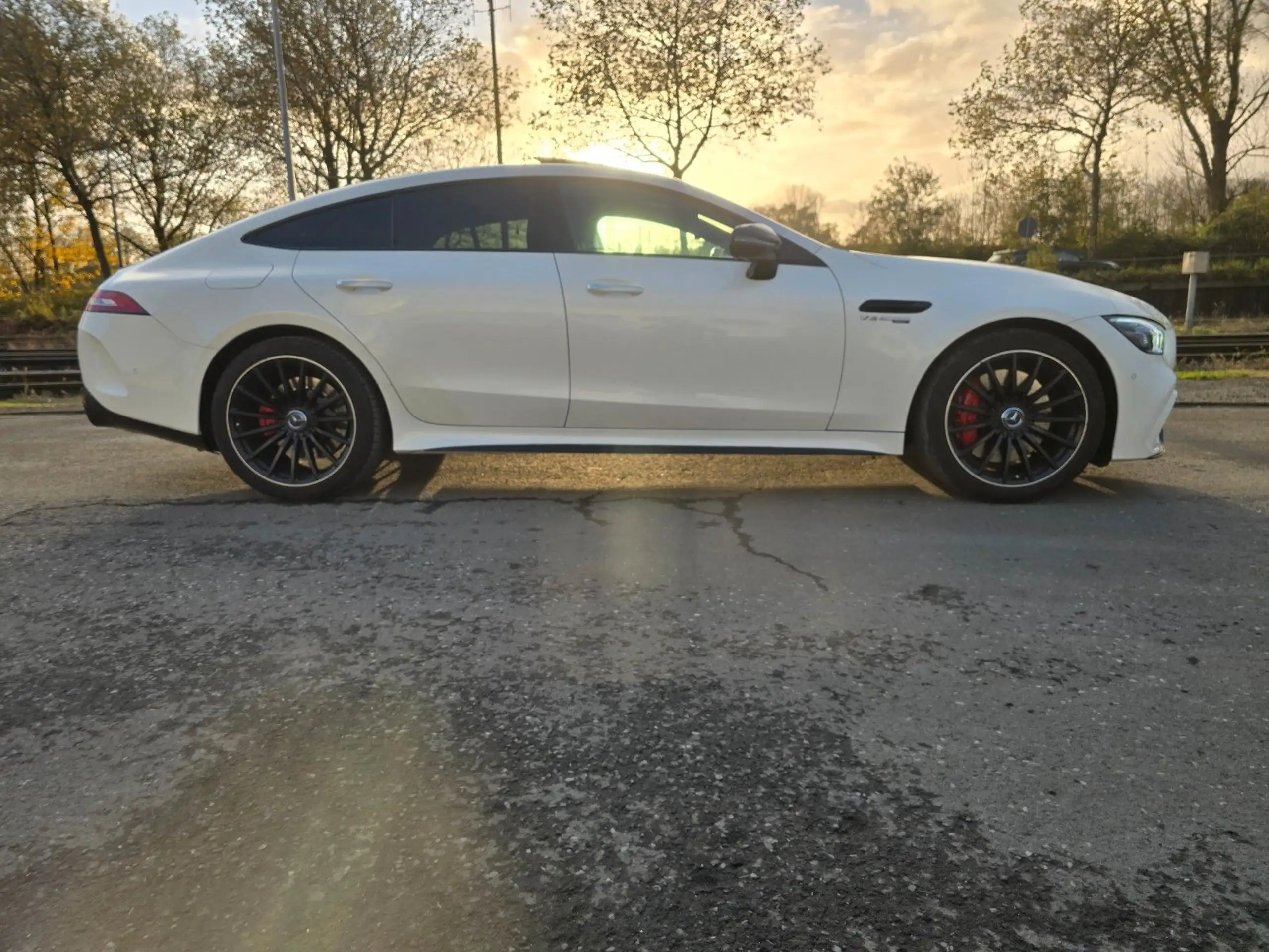 Mercedes-Benz - AMG GT