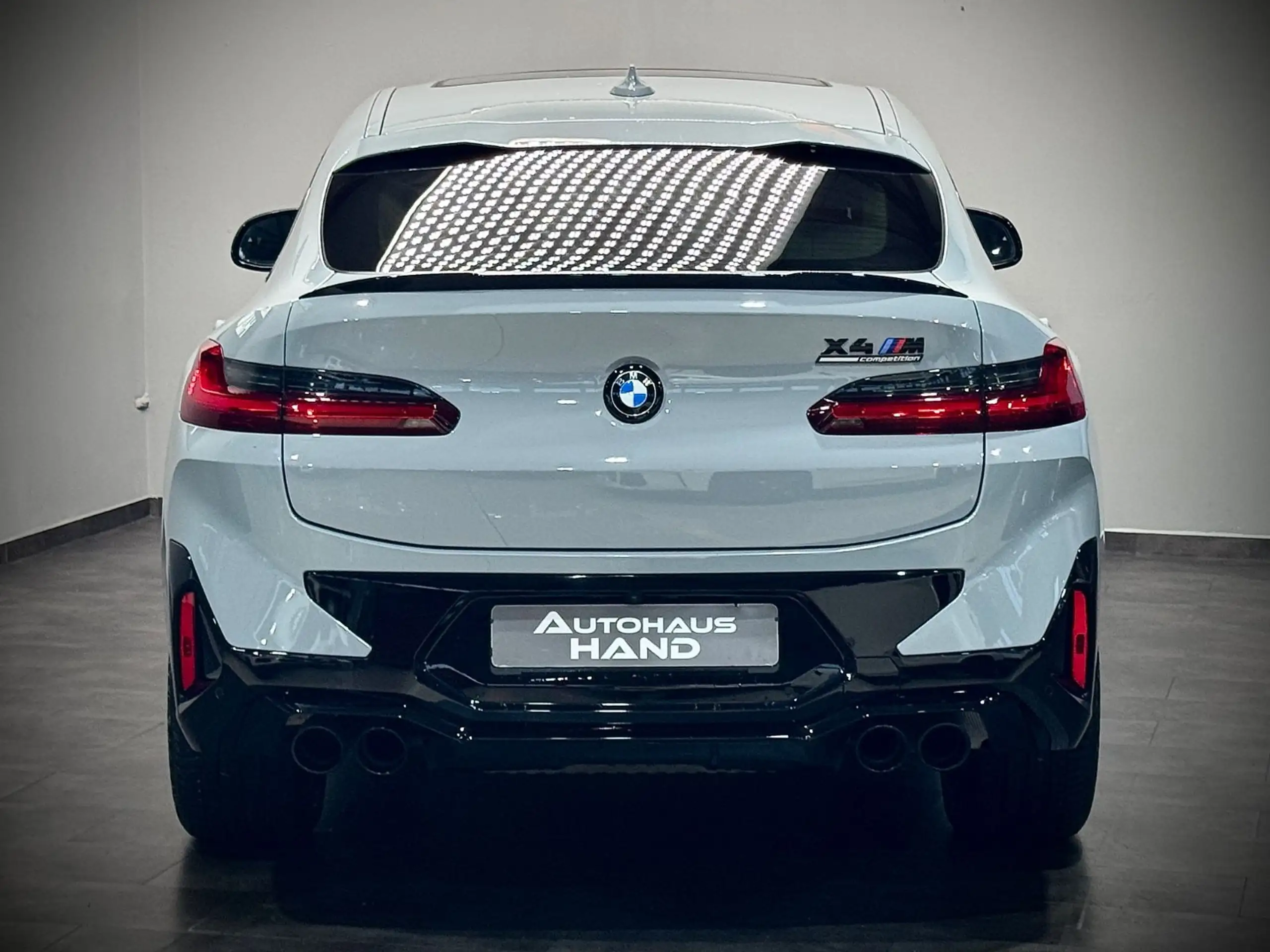 BMW - X4 M