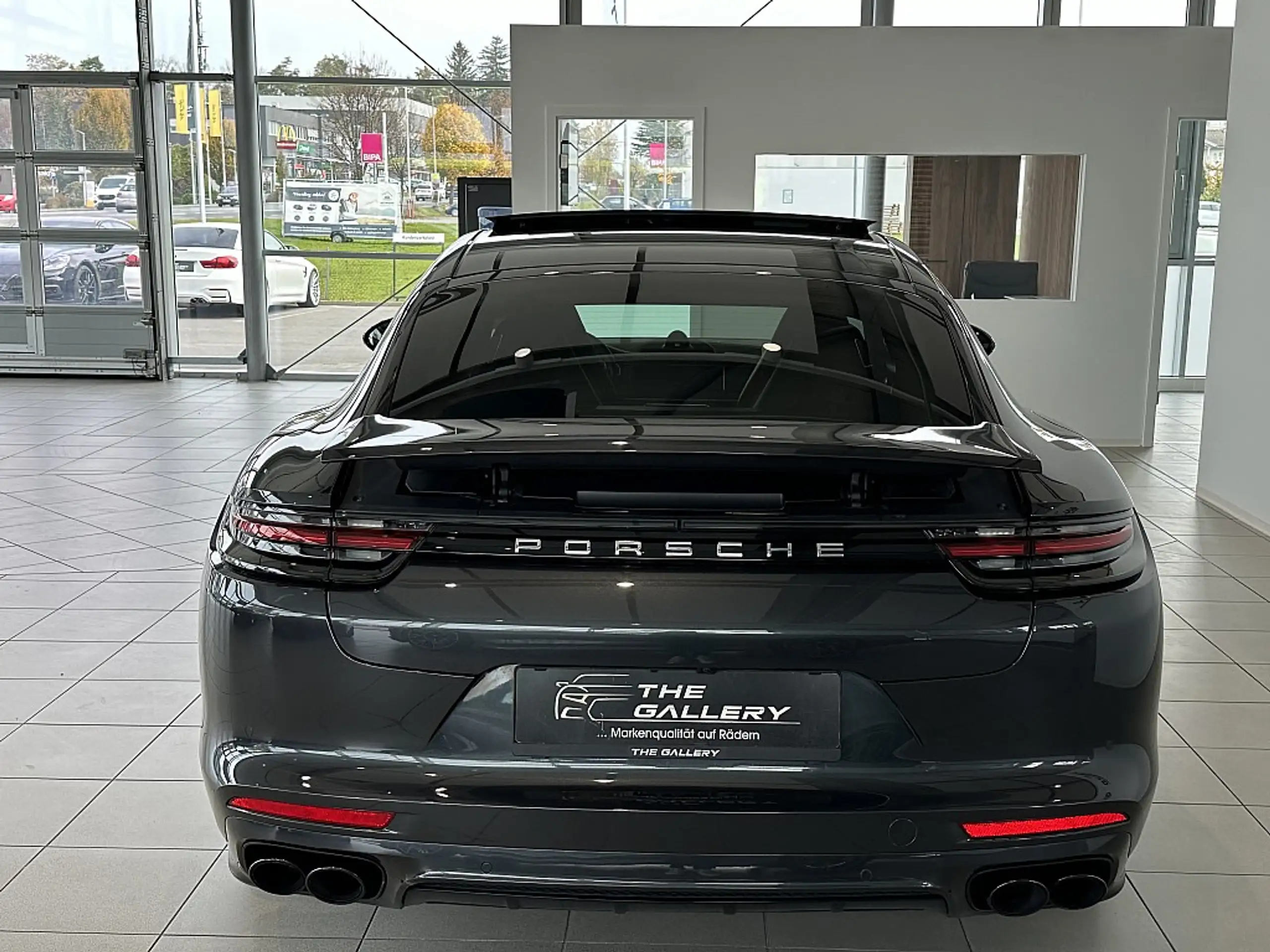 Porsche - Panamera