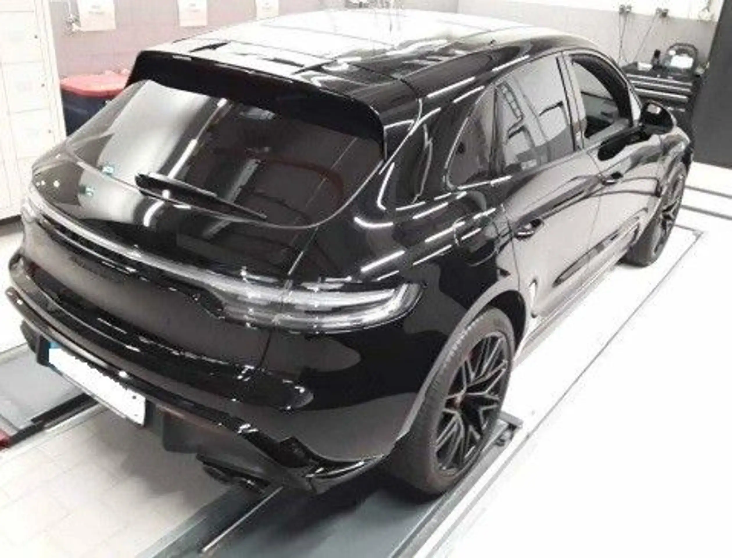 Porsche Macan 2021